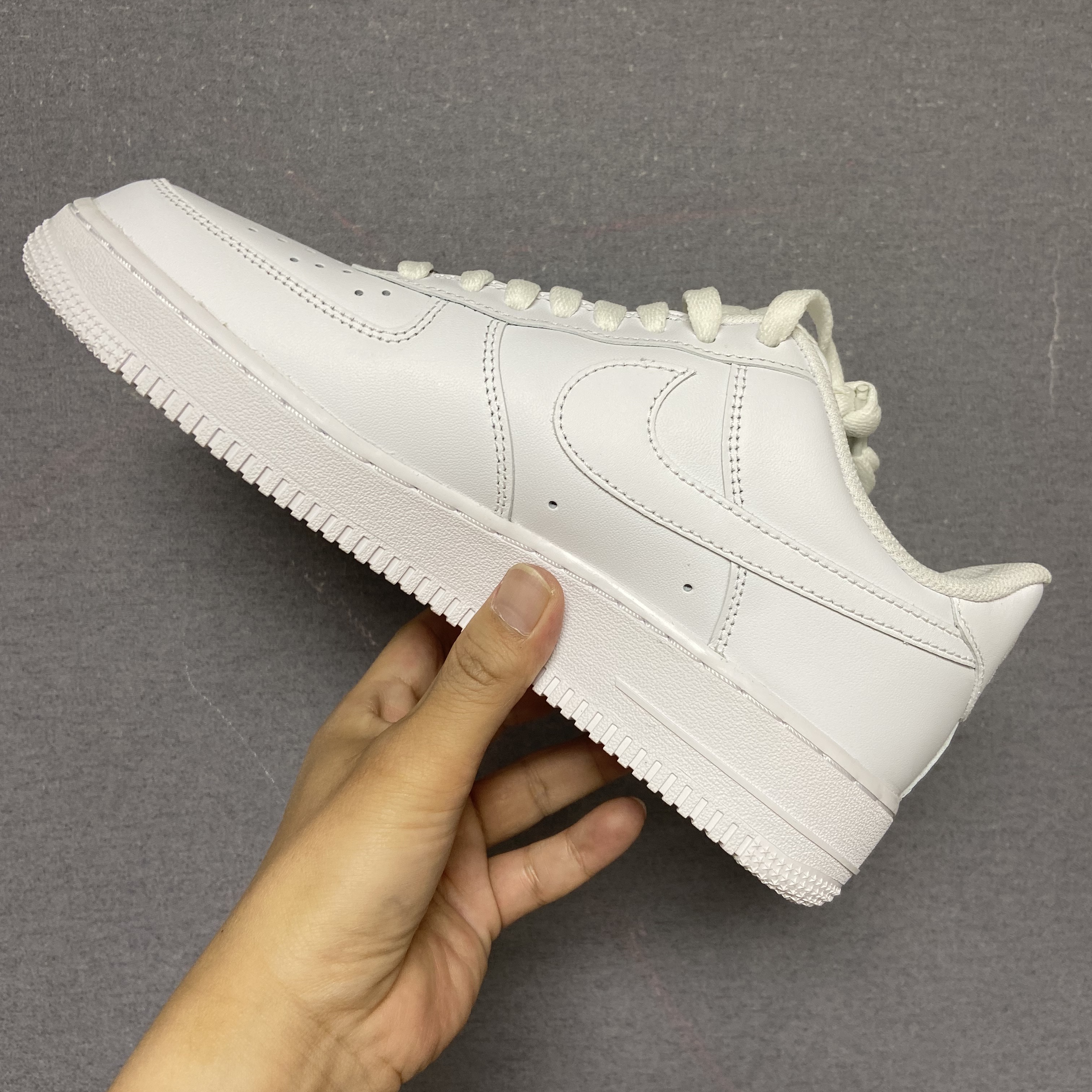Nike Air Force 1 '07 Low White 착용 스타일