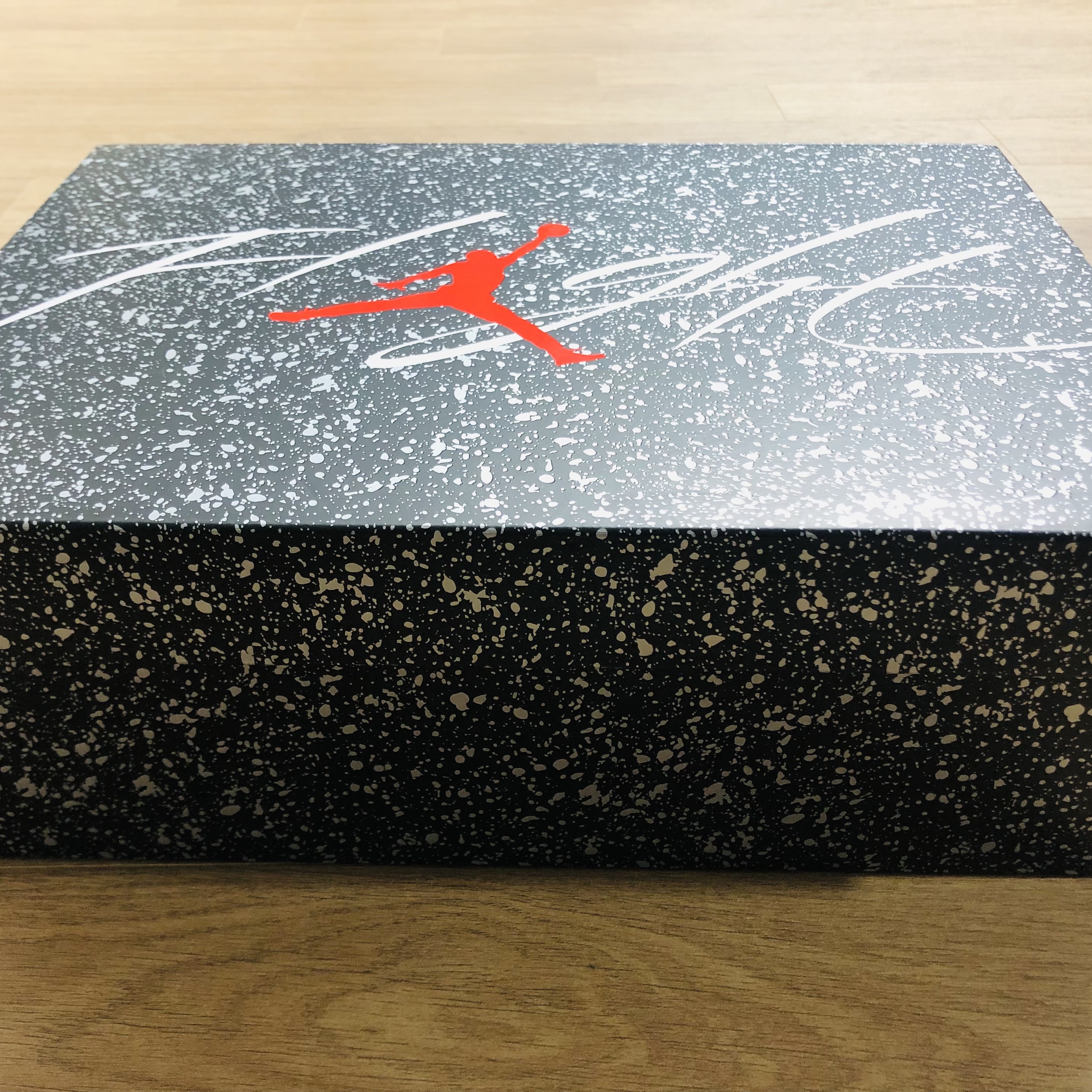 Jordan 4 Retro White and Black 착용 스타일 - 1
