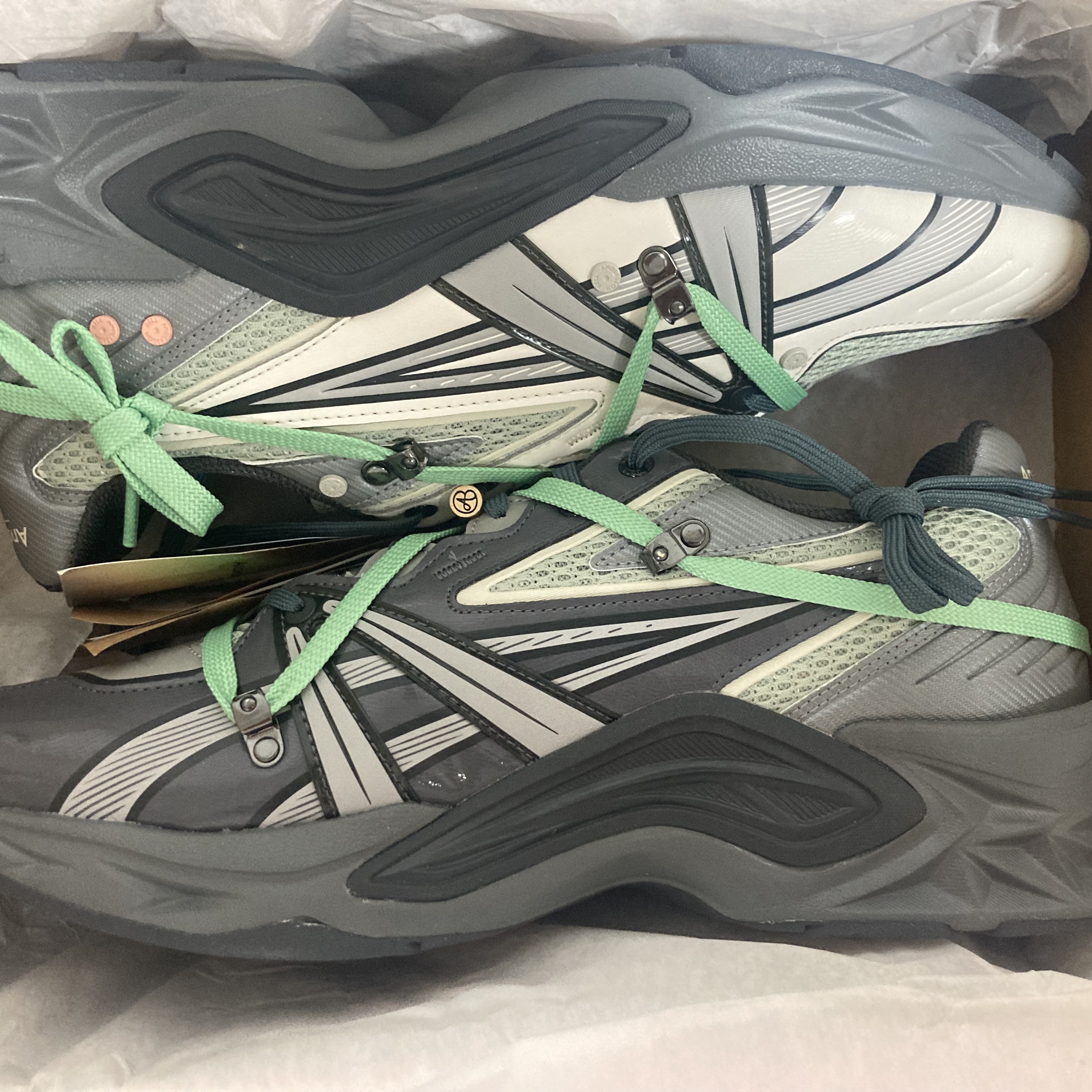 Asics x Andersson Bell HN2-S Protoblast Smoke Grey 착용 스타일 - 1