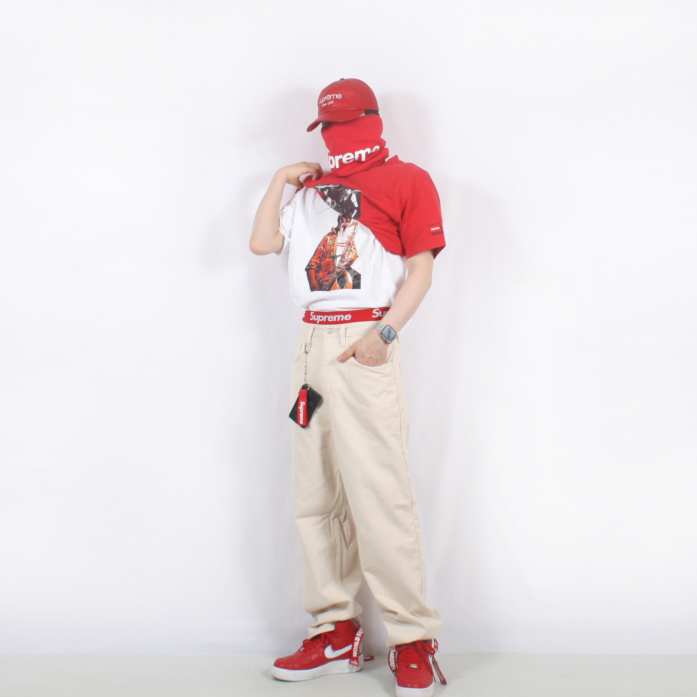 Supreme Webbing Keychain Red - 20FW, Supreme Hanes Boxer Briefs White (4 Pack) 착용 스타일