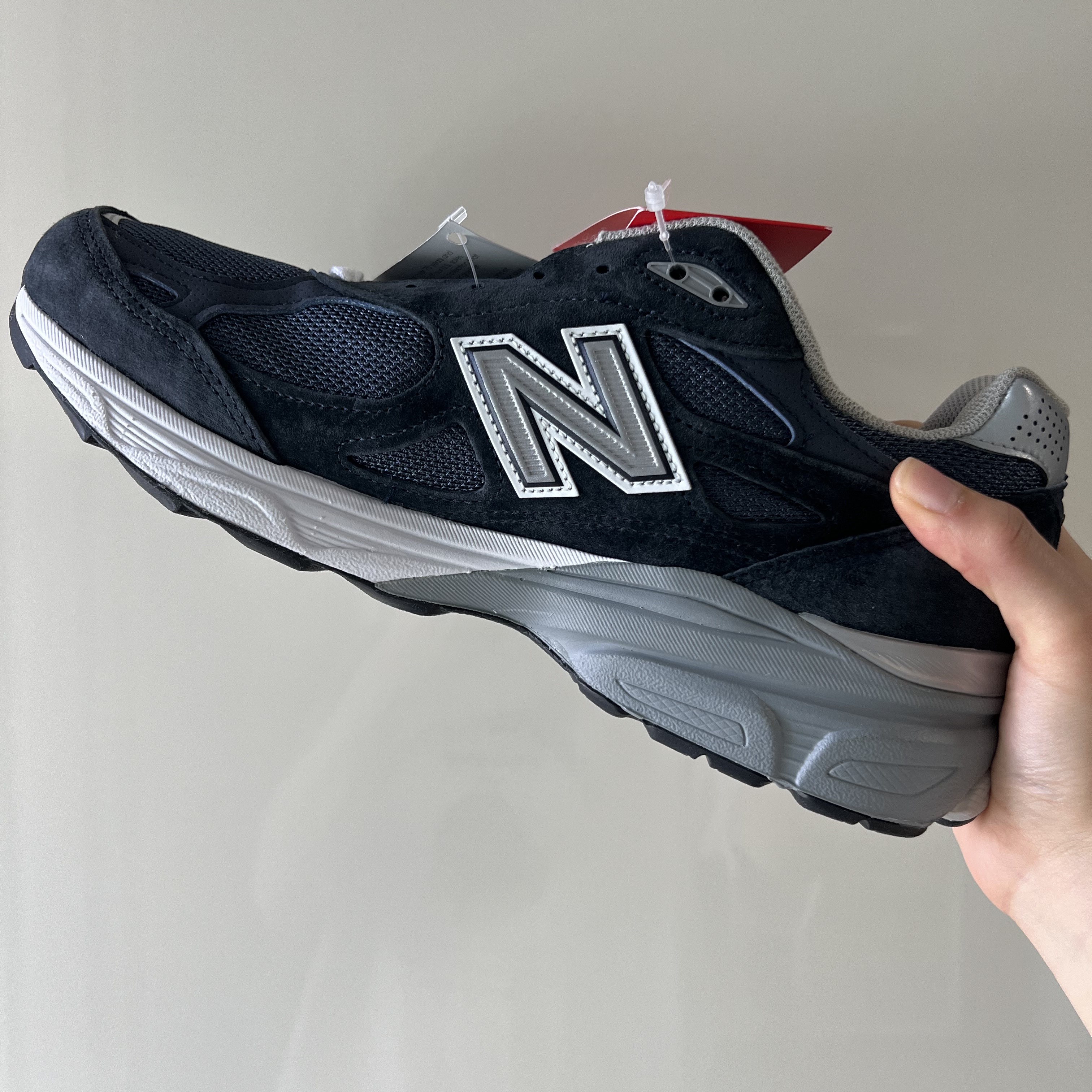 New Balance 990v3 Made in USA Navy - D Standard 착용 스타일 - 1