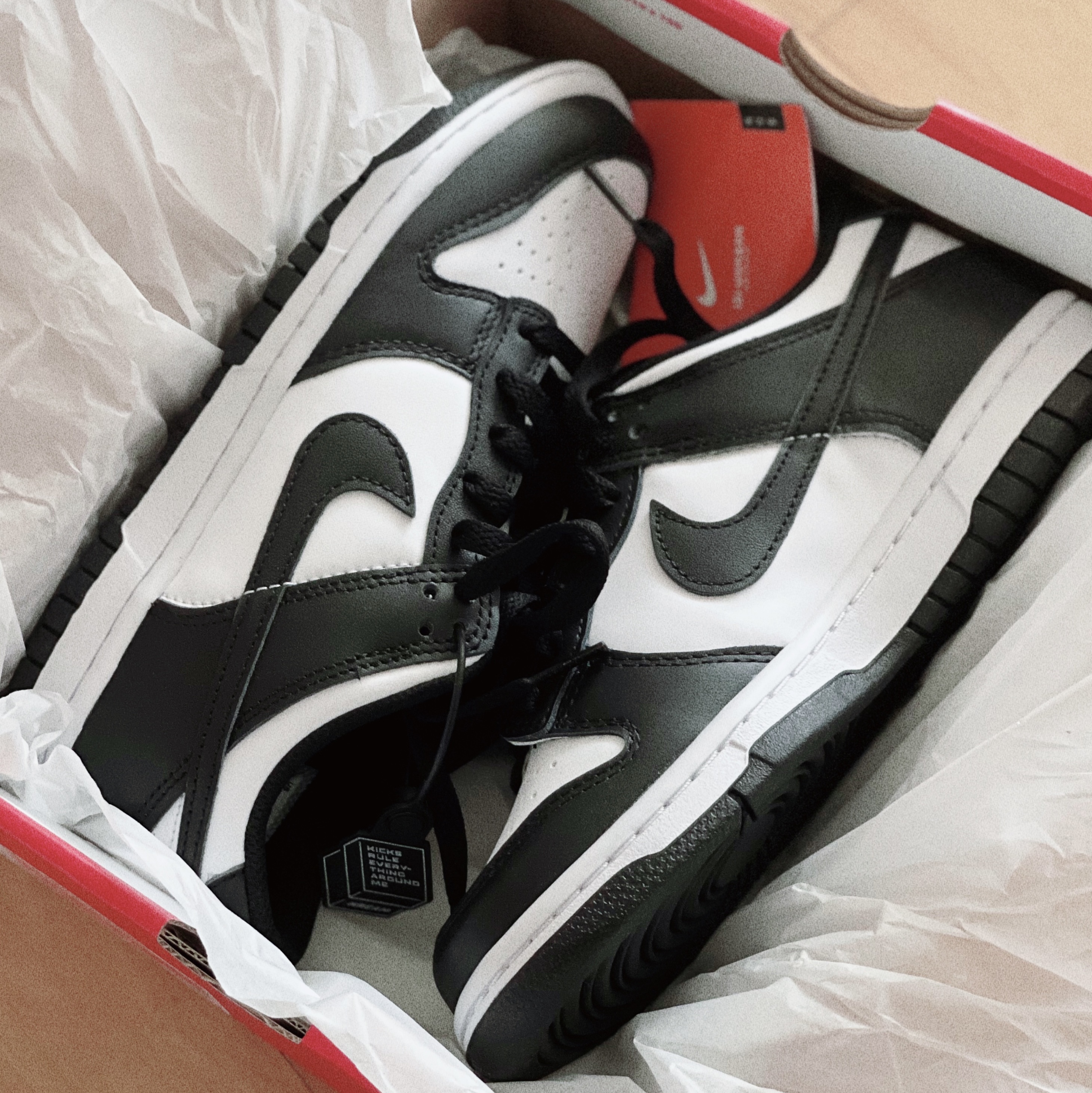 (W) Nike Dunk Low Black, (GS) Nike Dunk Low Black 착용 스타일 - 2