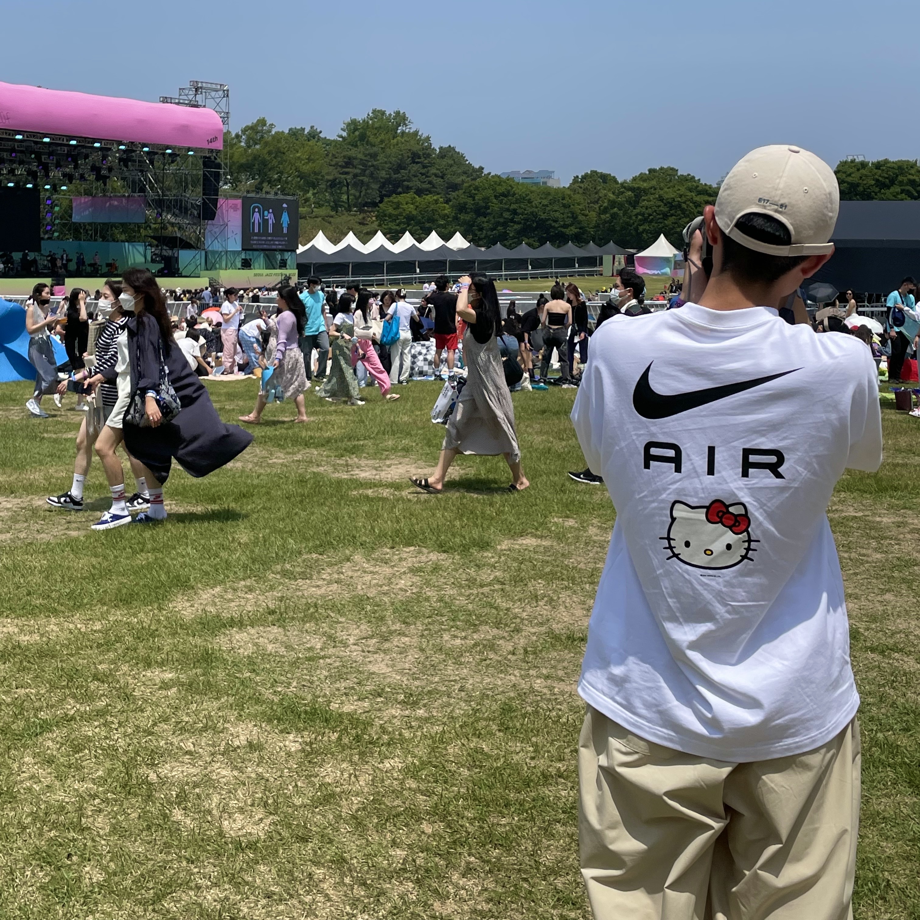 Nike x Hello Kitty NRG Air T-Shirt White - Asia 착용 스타일