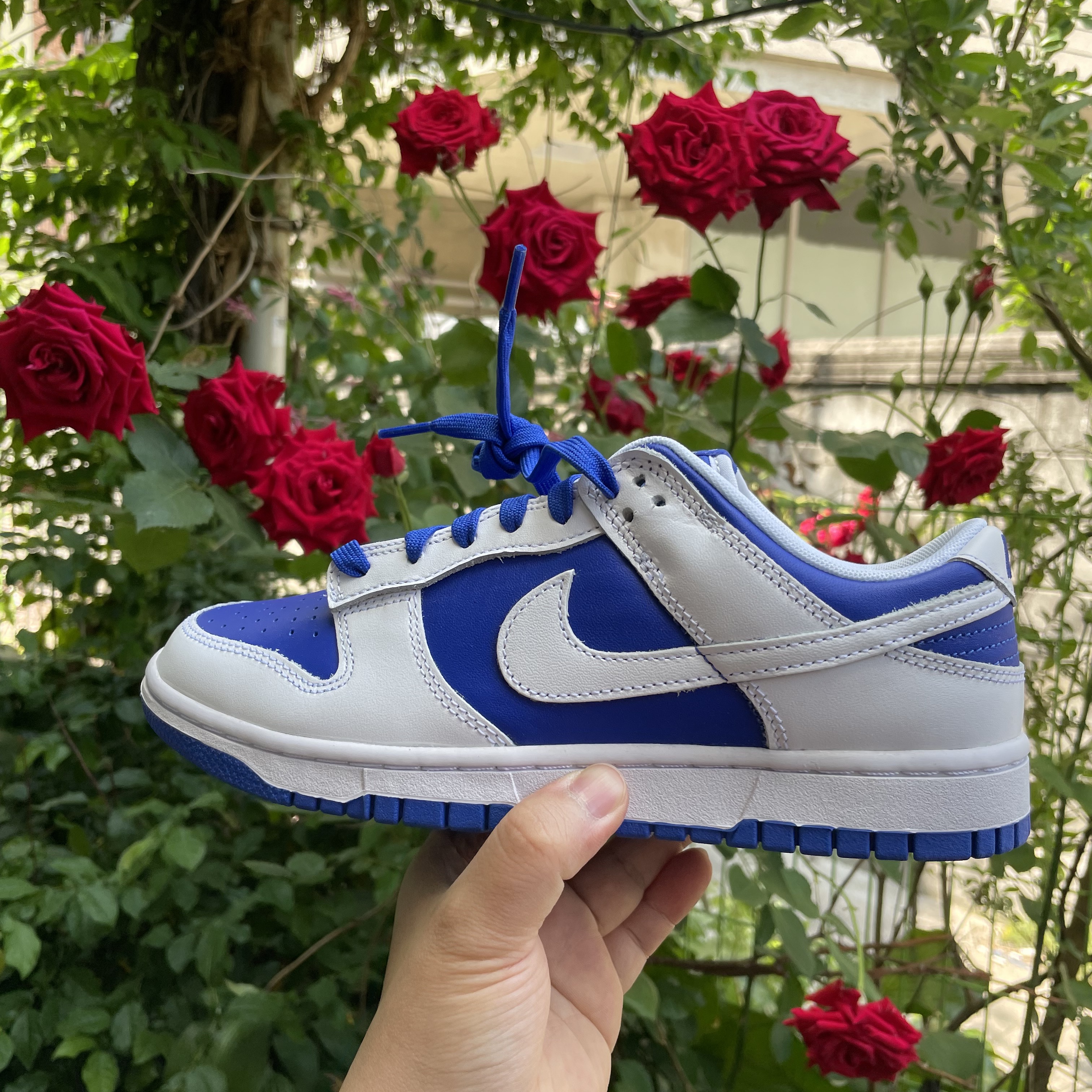 Nike Dunk Low Retro Racer Blue and White 착용 스타일 - 1
