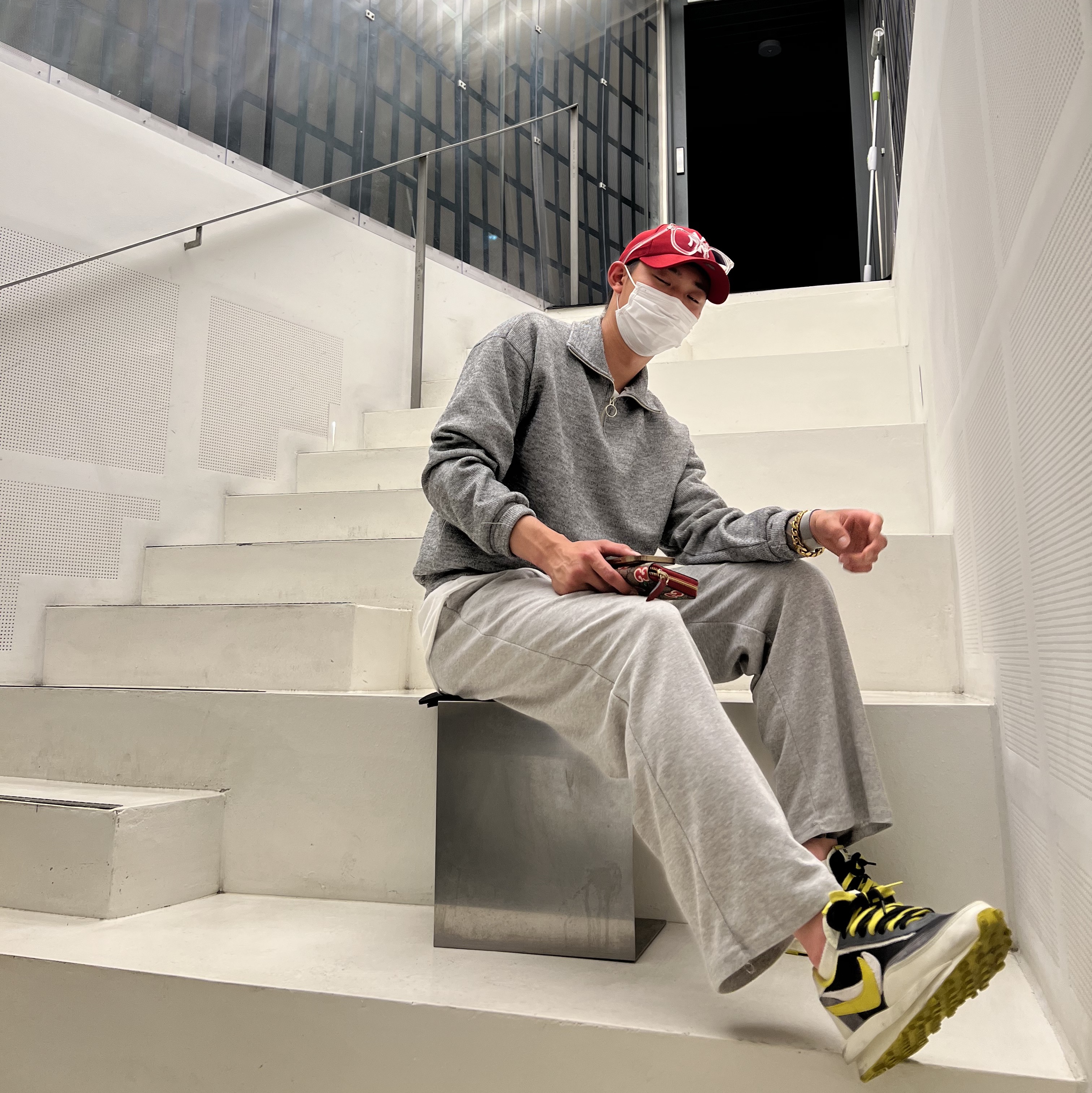 Nike x Sacai x Undercover LDWaffle Black Bright Citron 착용 스타일