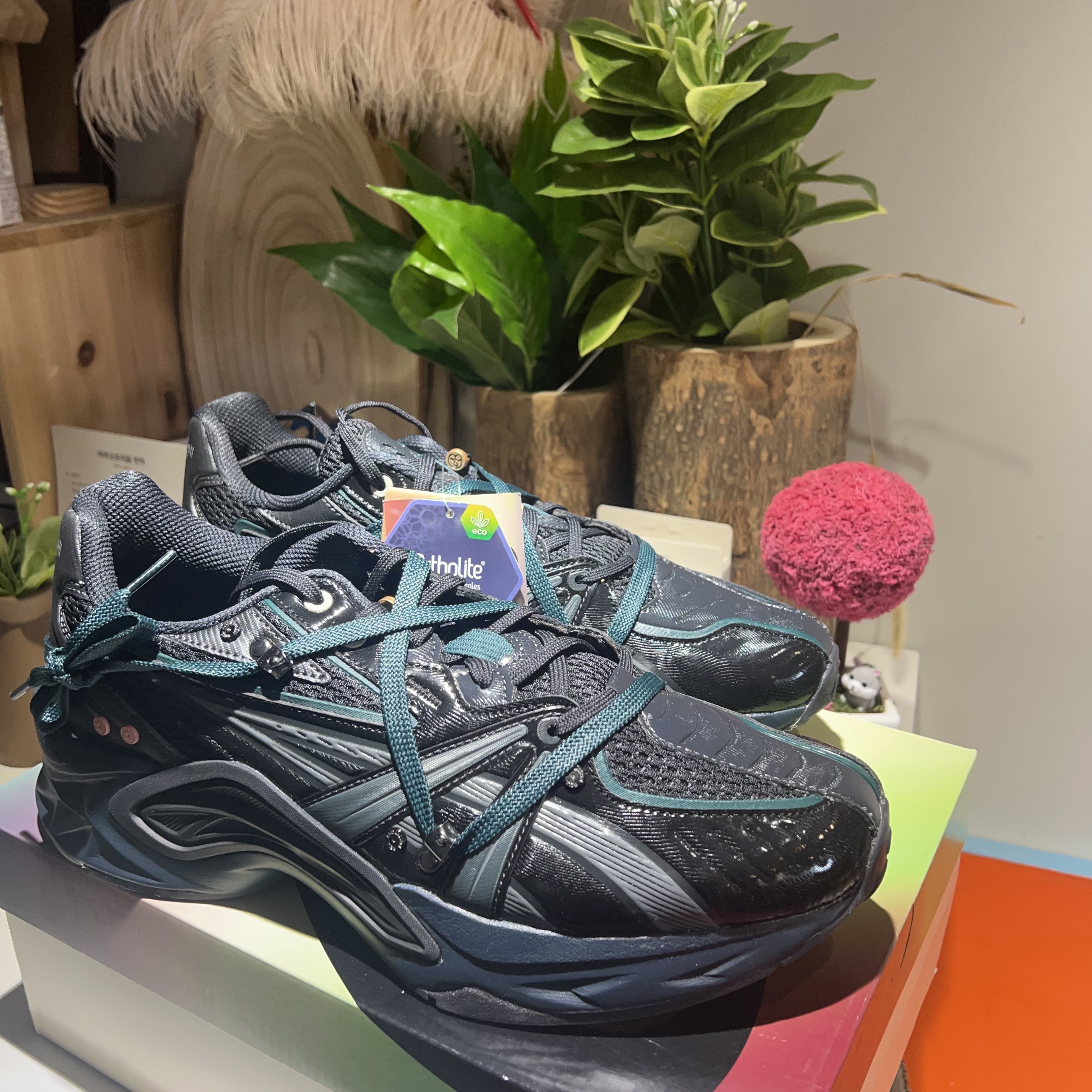 Asics x Andersson Bell HN2-S Protoblast Black 착용 스타일 - 2