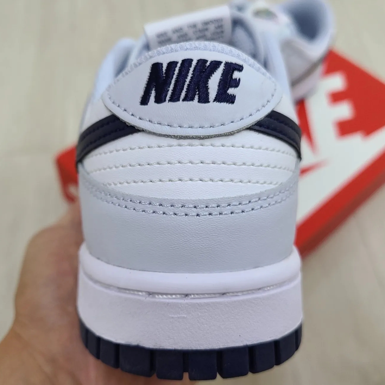Nike Dunk Low 3D Swoosh White Grey 착용 스타일 - 4