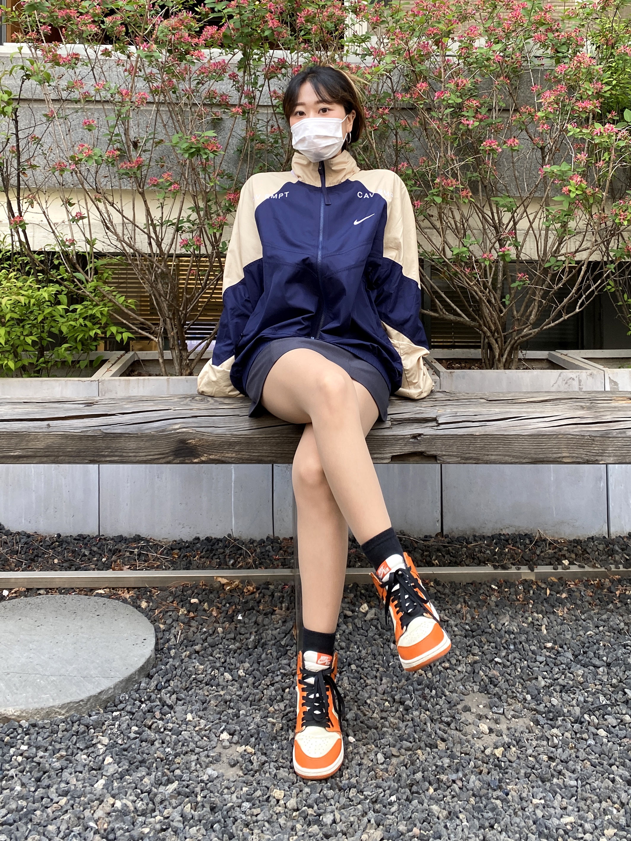 Nike x Cav Empt Track Jacket Navy, Jordan 1 Retro High OG Reverse Shattered Backboard 착용 스타일