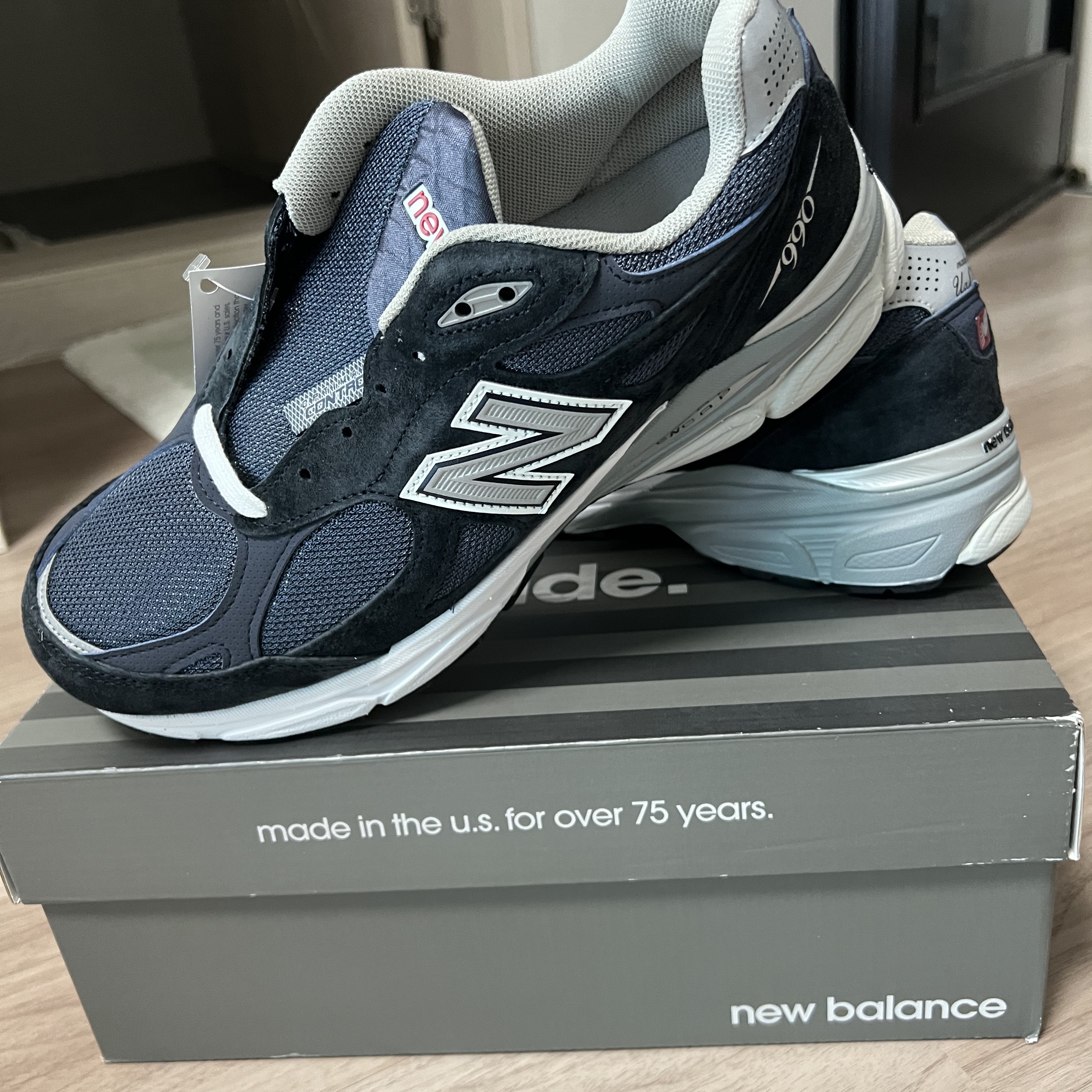 New Balance 990v3 Made in USA Navy - D Standard 착용 스타일 - 2