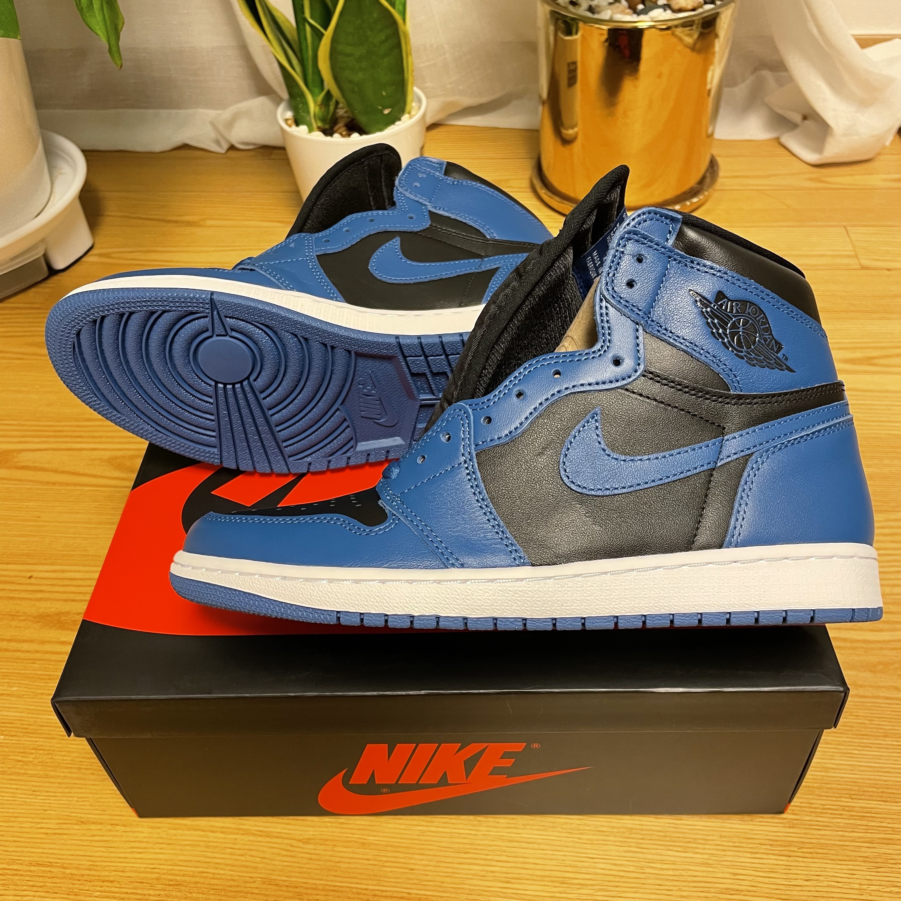 Jordan 1 Retro High OG Dark Marina Blue 착용 스타일