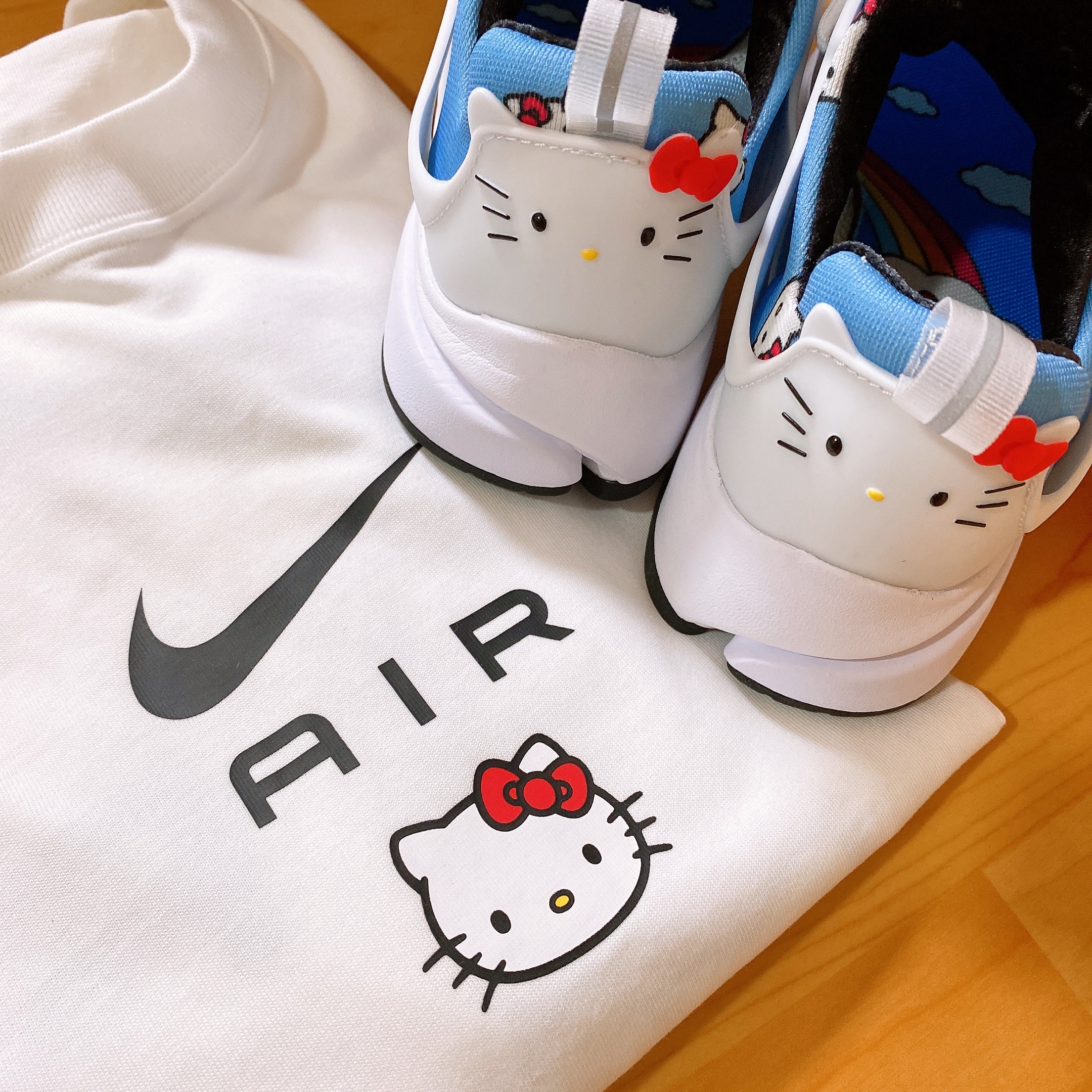 Nike x Hello Kitty Air Presto University Blue, Nike x Hello Kitty NRG Air T-Shirt White - Asia 착용 스타일