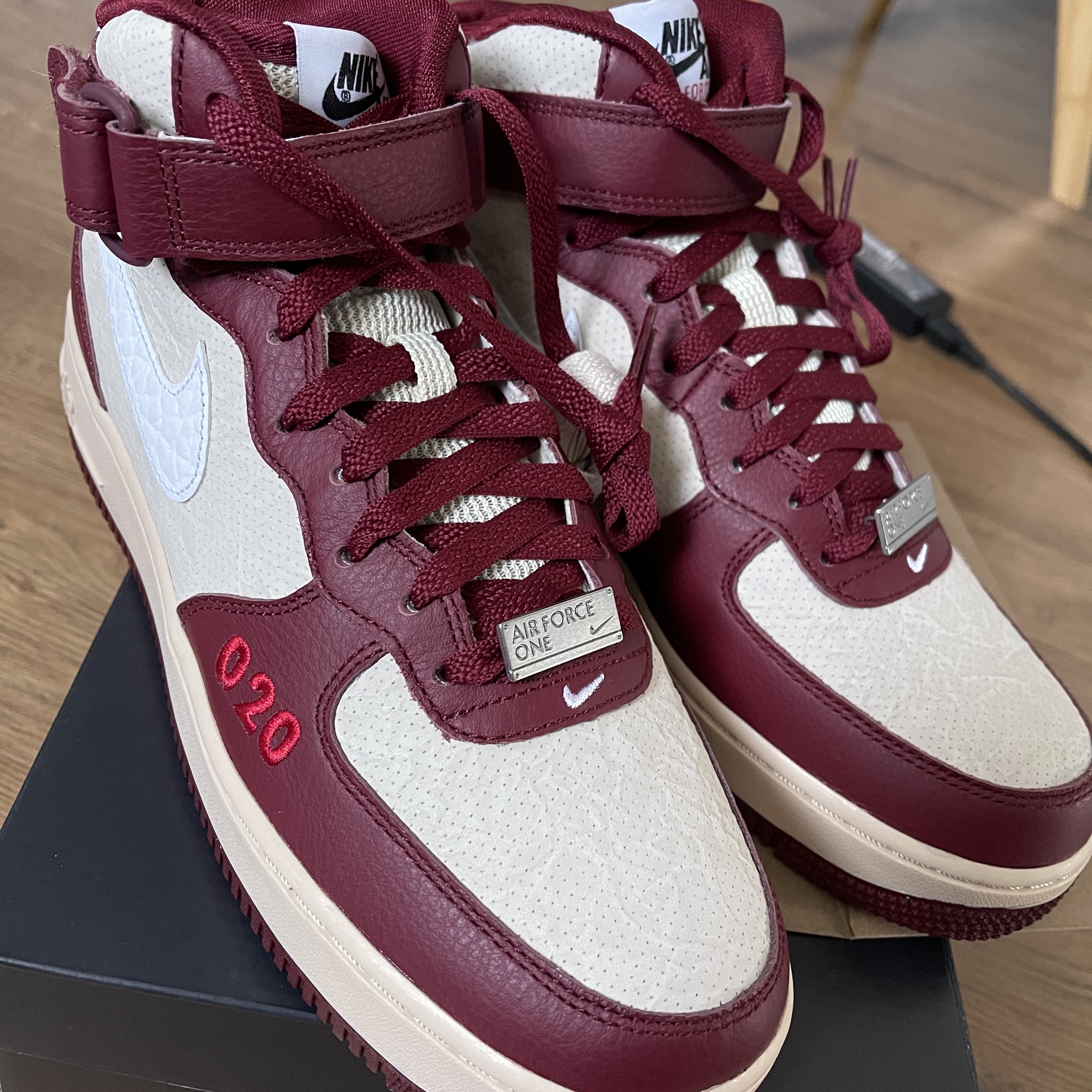 Nike Air Force 1 Mid London 착용 스타일 - 4