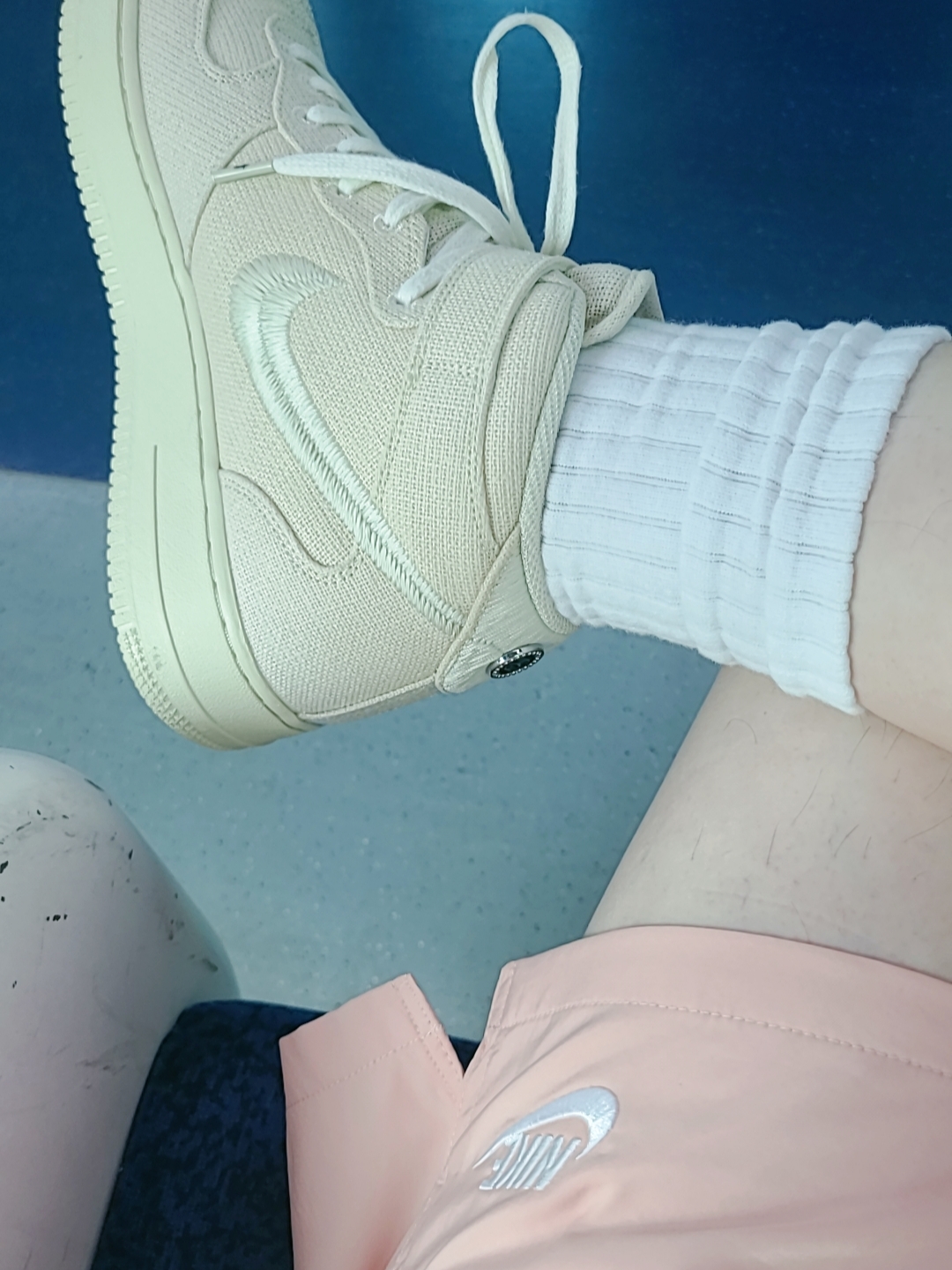 Nike x Stussy Air Force 1 '07 Mid SP Fossil 착용 스타일