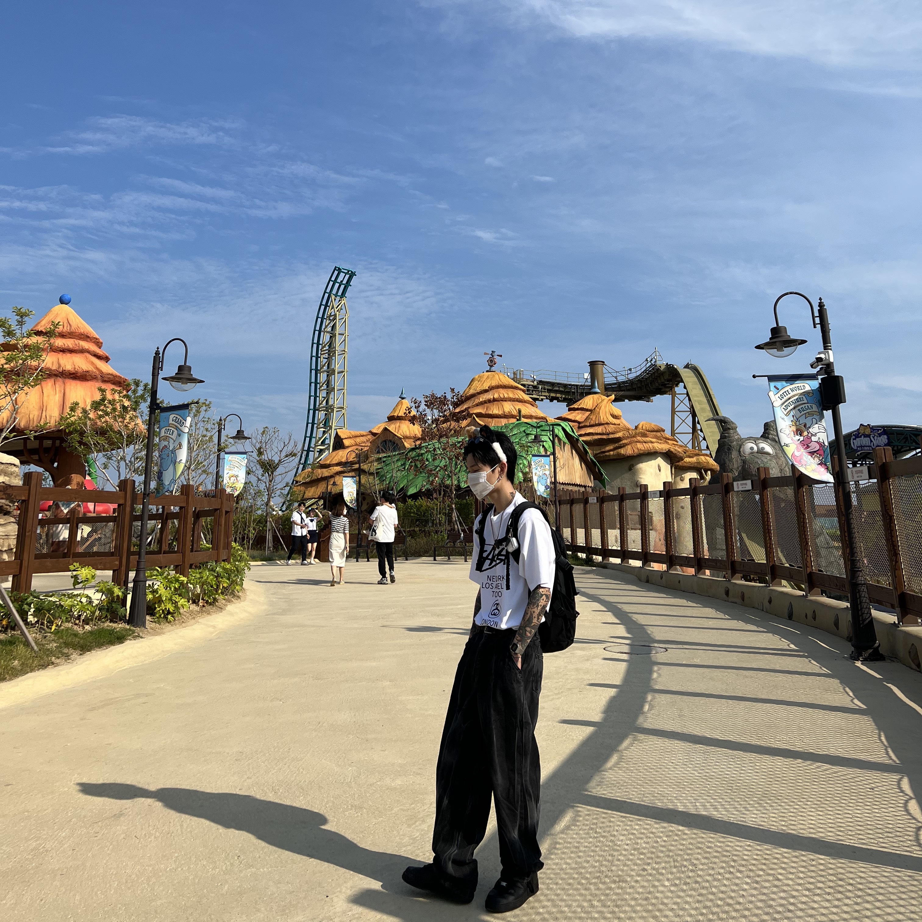 Supreme Backpack Black - 18FW, Nike Air Force 1 '07 Low Triple Black 착용 스타일 - 3