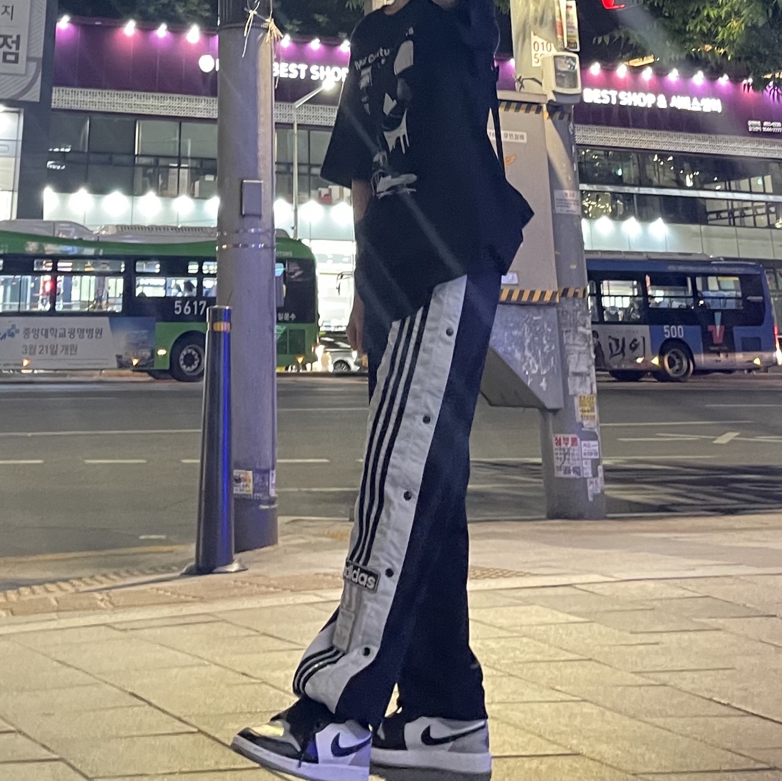Jordan 1 Low Light Smoke Grey Black 착용 스타일 - 1