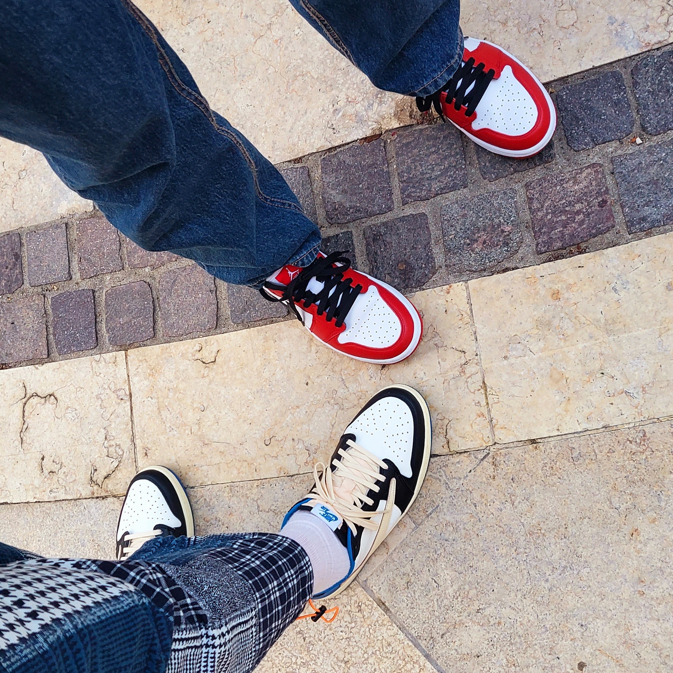 Jordan 1 x Travis Scott x Fragment Retro Low OG SP Military Blue, Jordan 1 Low Golf Chicago 착용 스타일 - 3