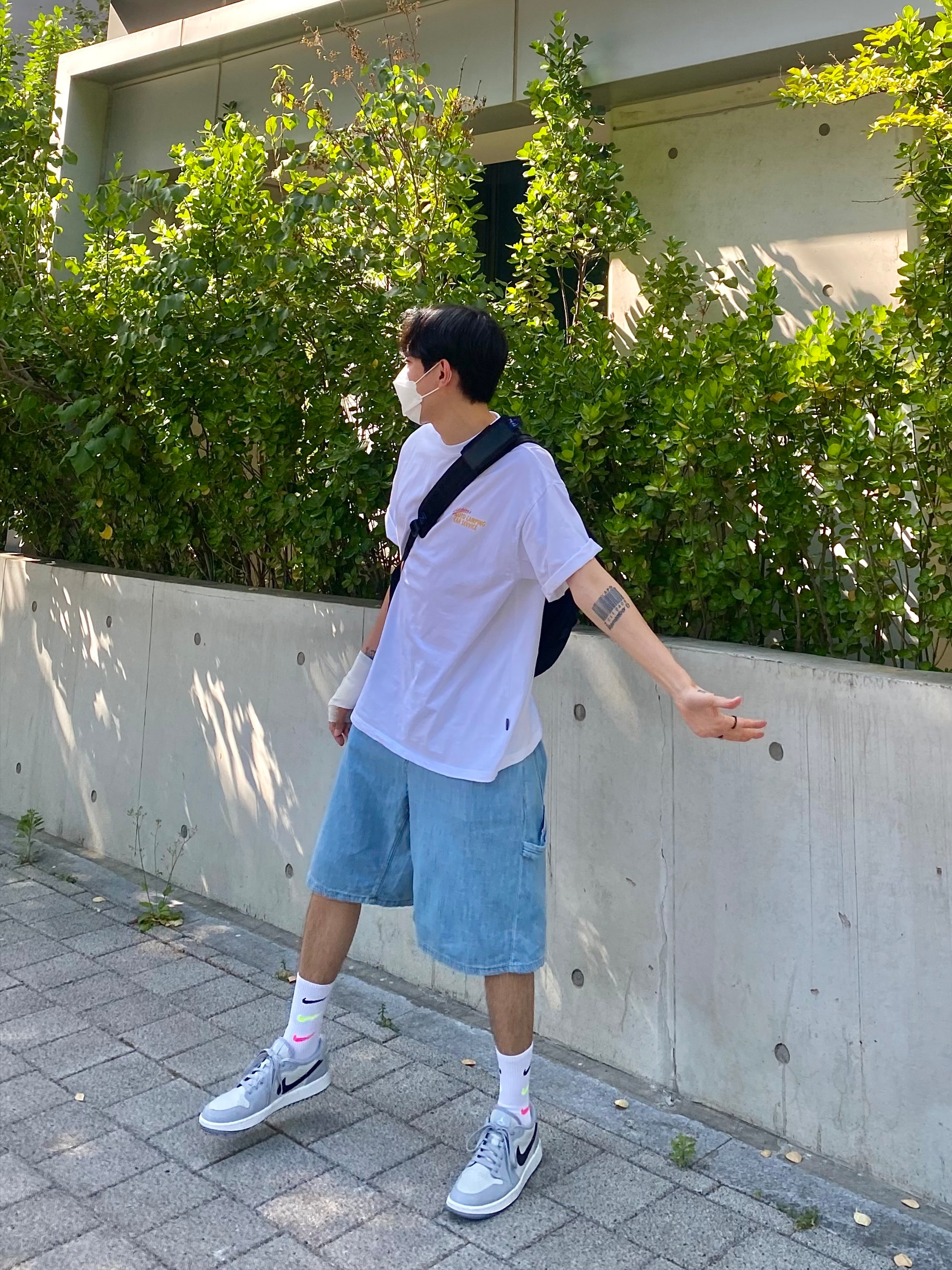Jordan 1 Low Golf Wolf Grey 착용 스타일