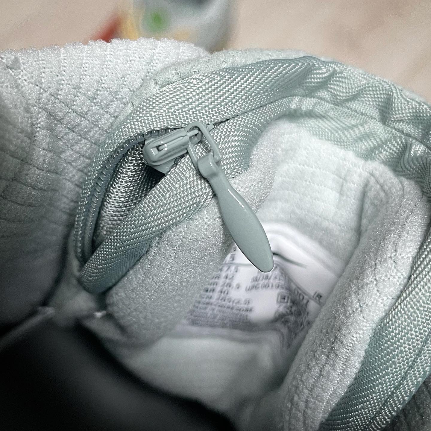 Nike x Travis Scott Nike Air Trainer 1 Grey Haze and Dusty Sage 착용 스타일 - 5