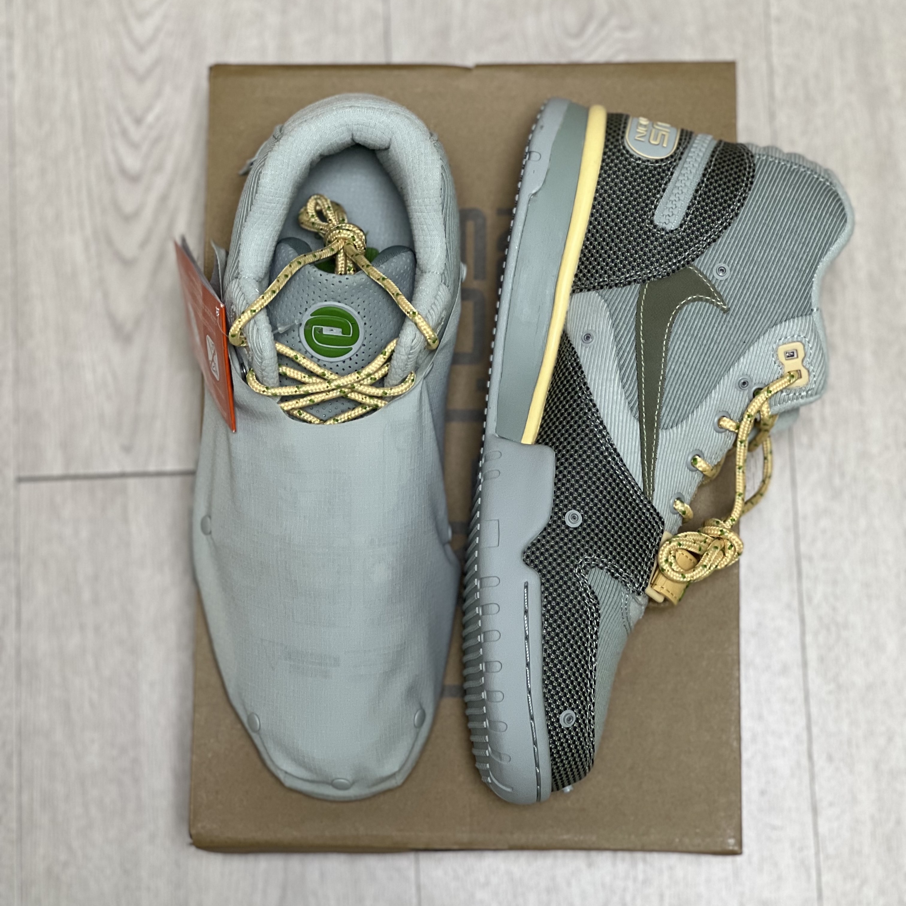 Nike x Travis Scott Nike Air Trainer 1 Grey Haze and Dusty Sage 착용 스타일 - 4