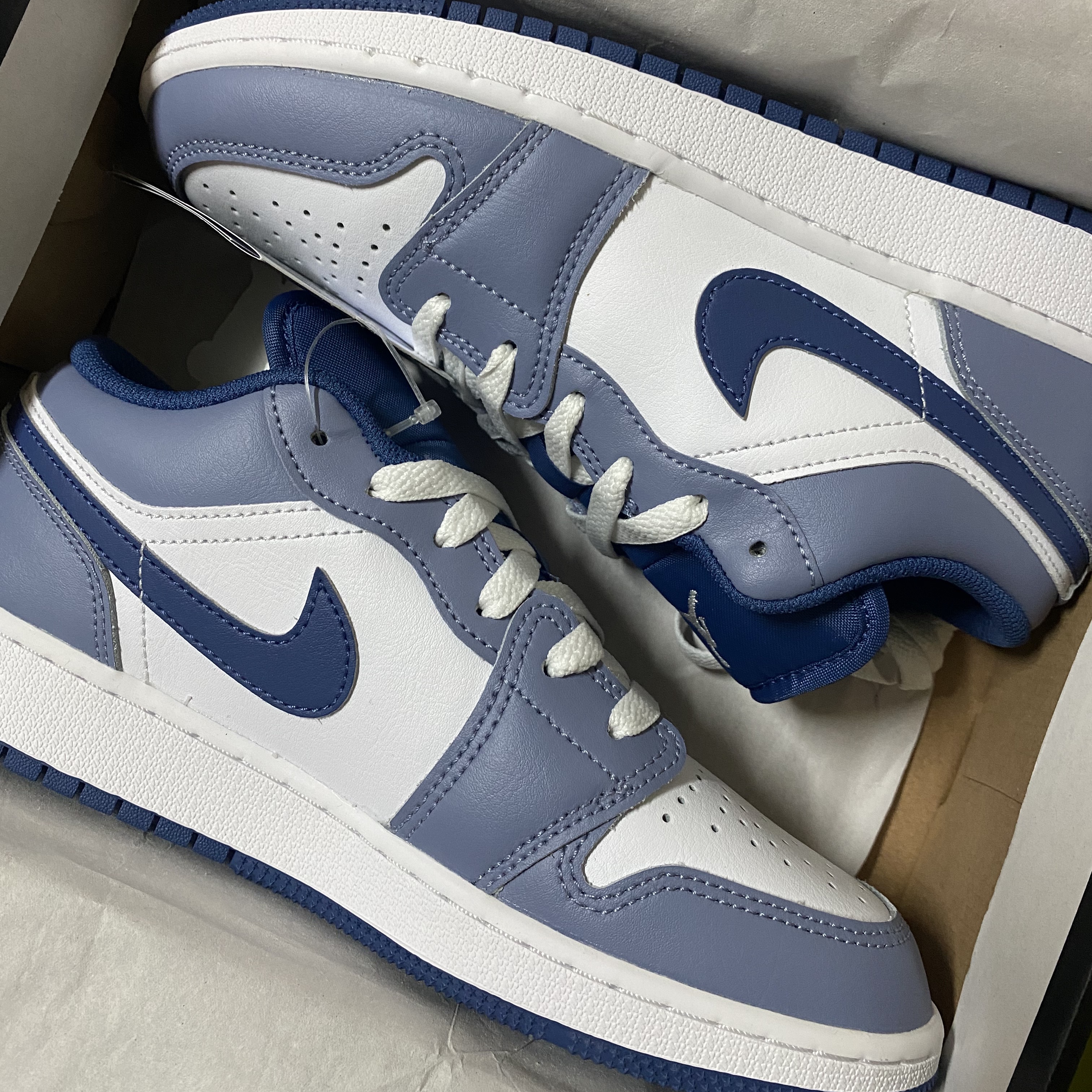 (GS) Jordan 1 Low SE Ashen Slate and Mystic Navy 착용 스타일