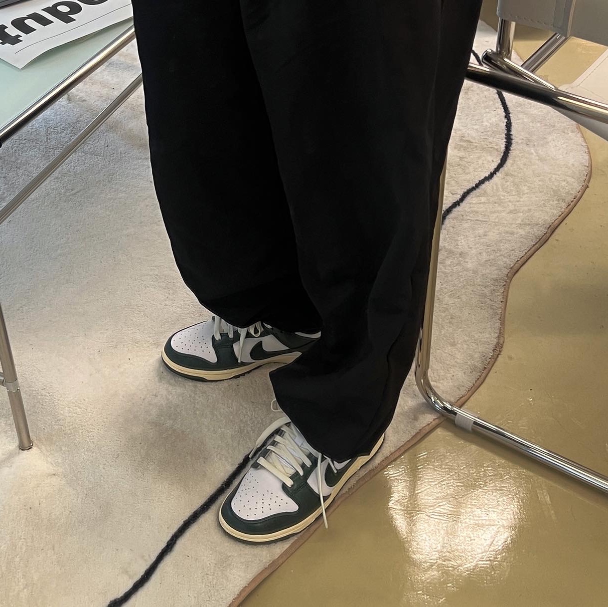 (W) Nike Dunk Low Vintage Green 착용 스타일