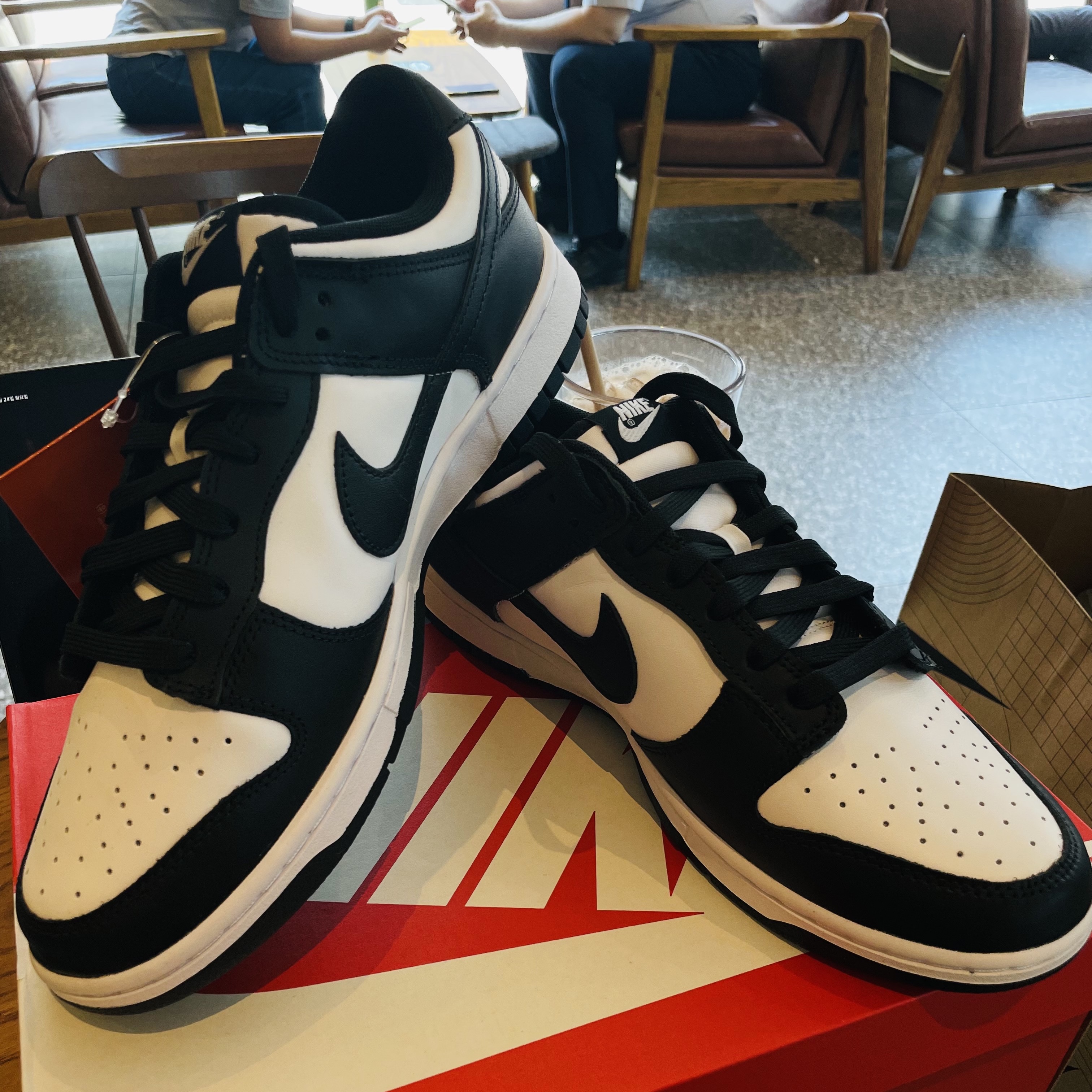 Nike Dunk Low Retro Black 착용 스타일 - 3