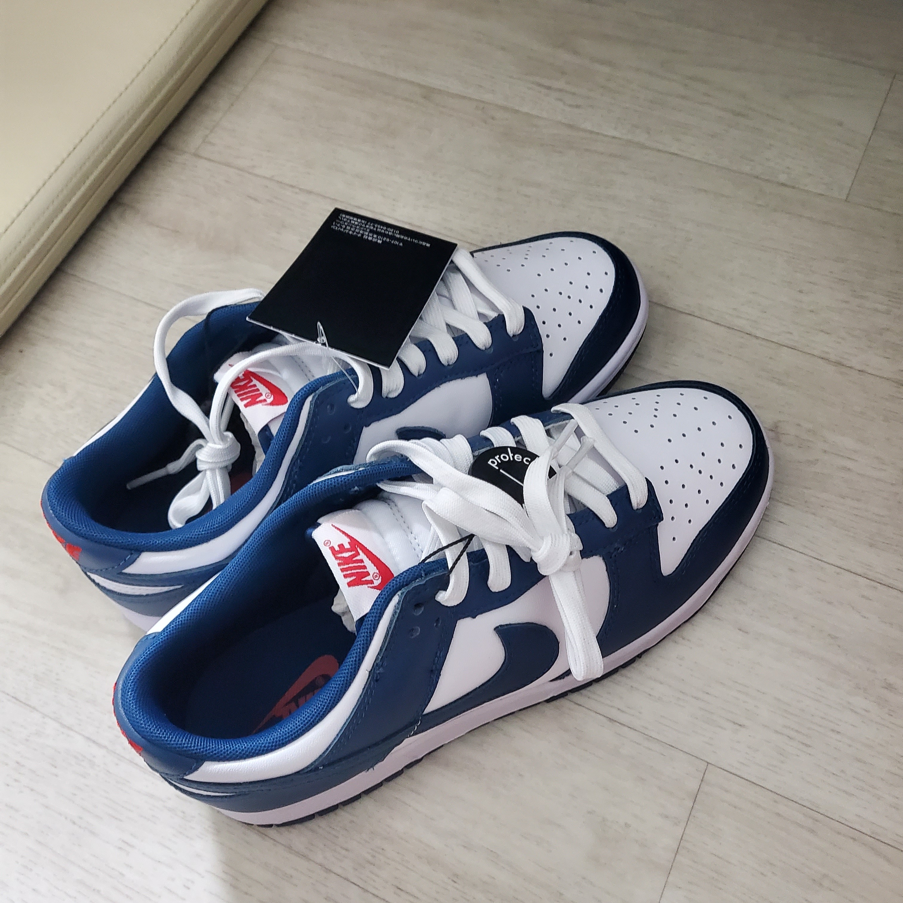 Nike Dunk Low Retro Valerian Blue, Nike x Off-White Dunk Low University Gold Midnight Navy 착용 스타일 - 1