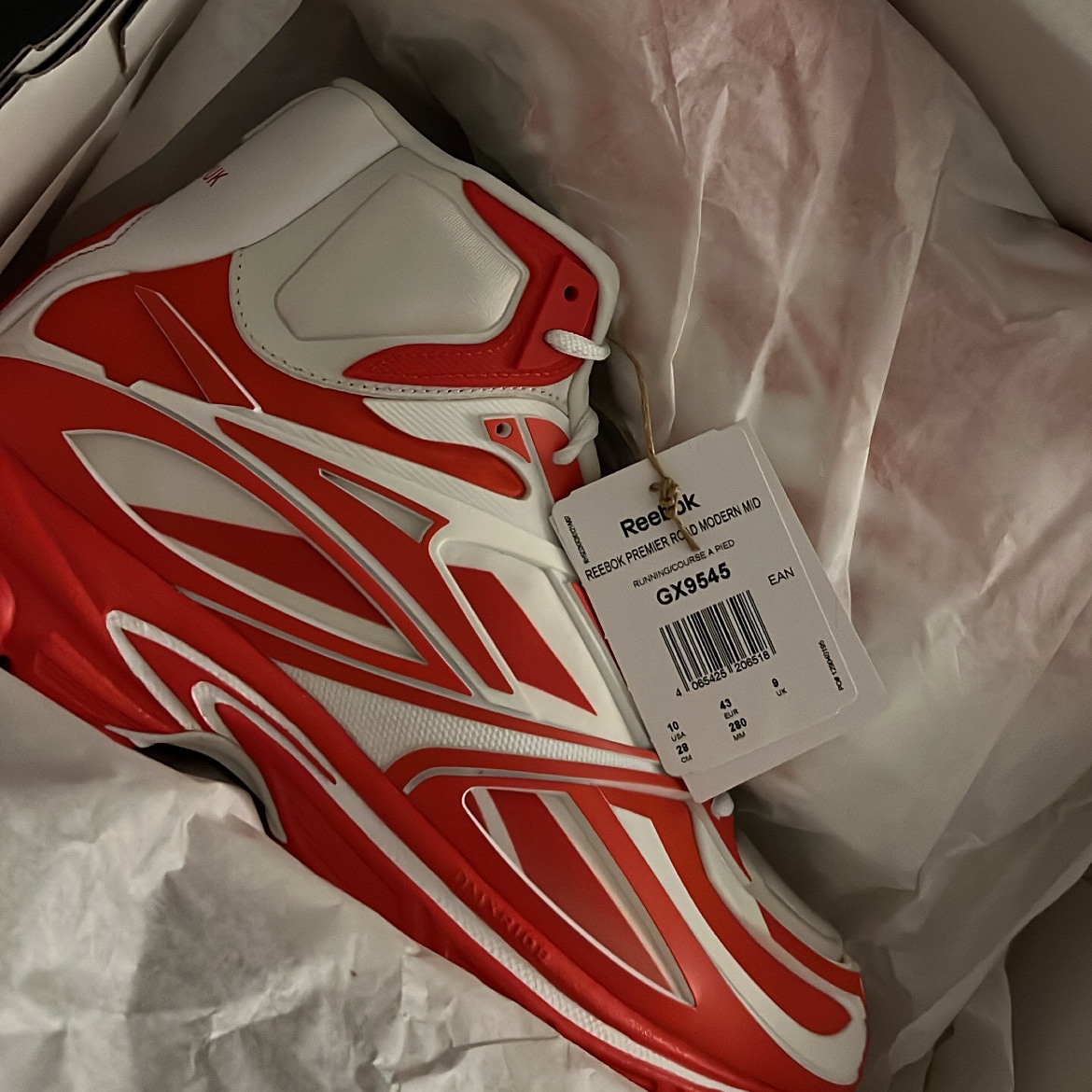 Reebok x Kanghyuk Premier Road Modern Mid White Red 착용 스타일 - 1