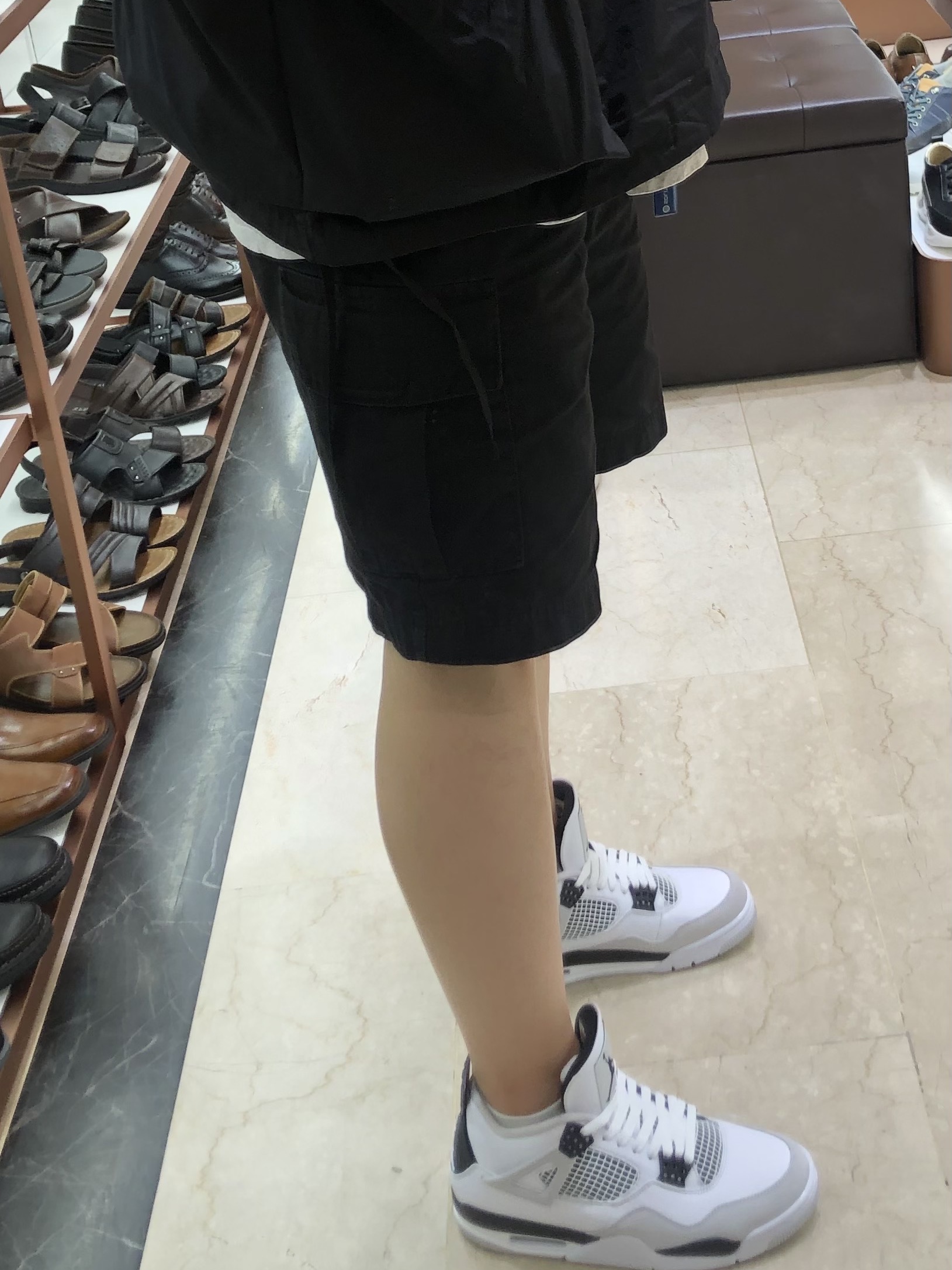 Jordan 4 Retro White and Black 착용 스타일 - 2