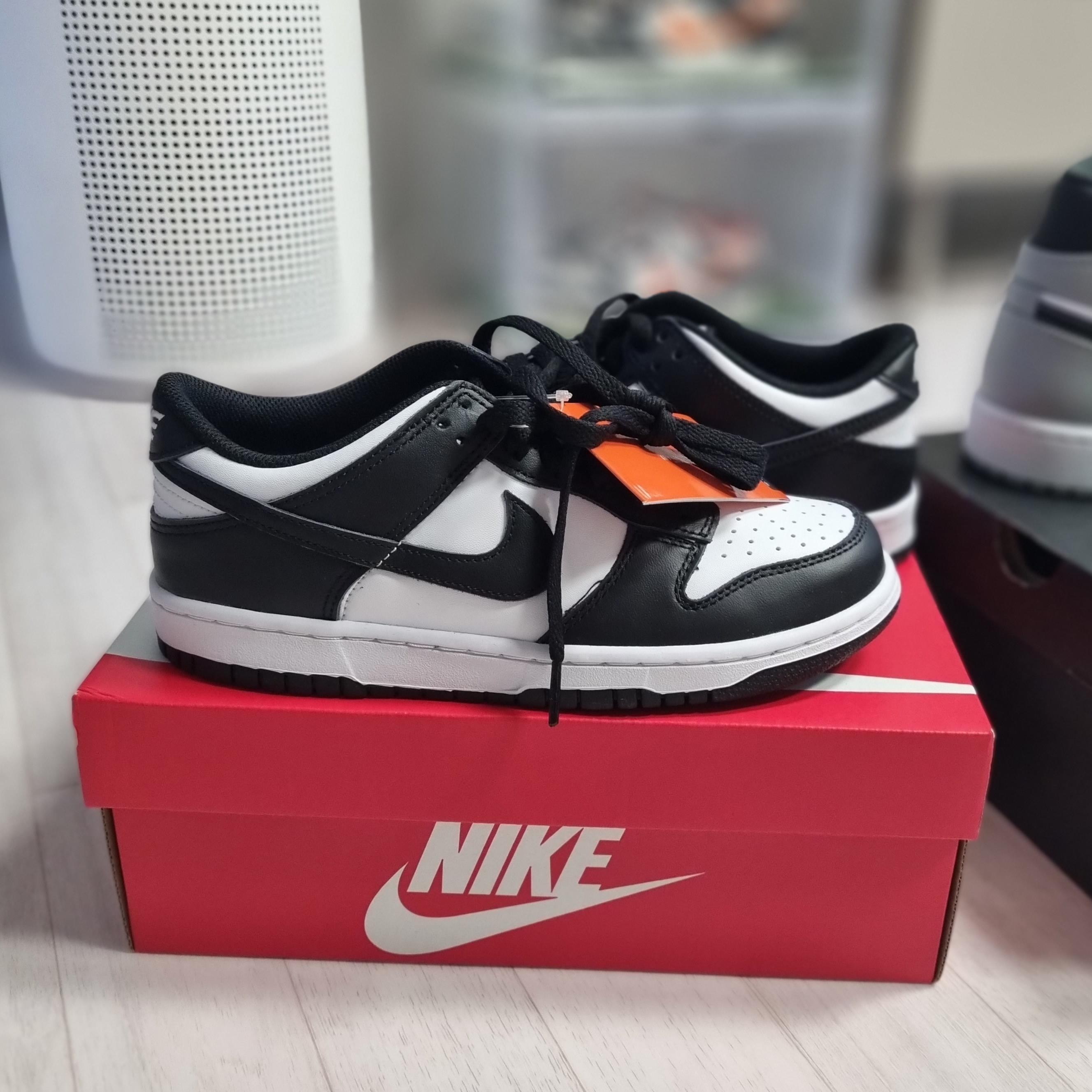 (GS) Nike Dunk Low Black 착용 스타일