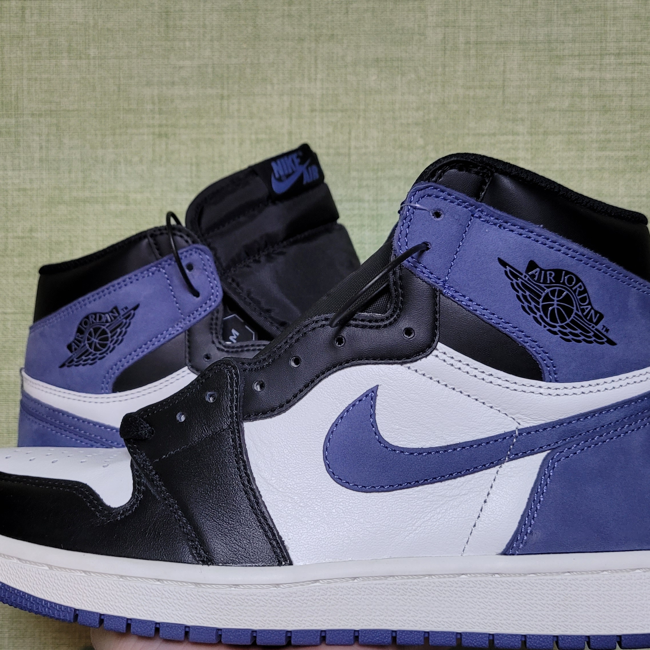 Jordan 1 Retro High Blue Moon 착용 스타일