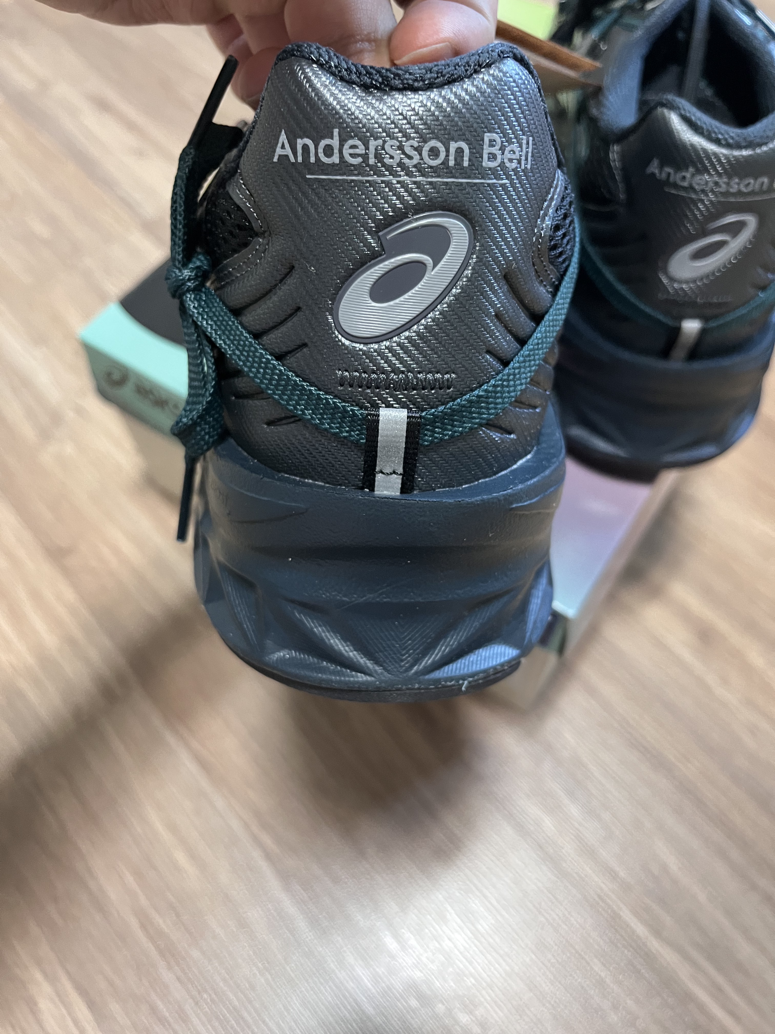 Asics x Andersson Bell HN2-S Protoblast Black 착용 스타일 - 2