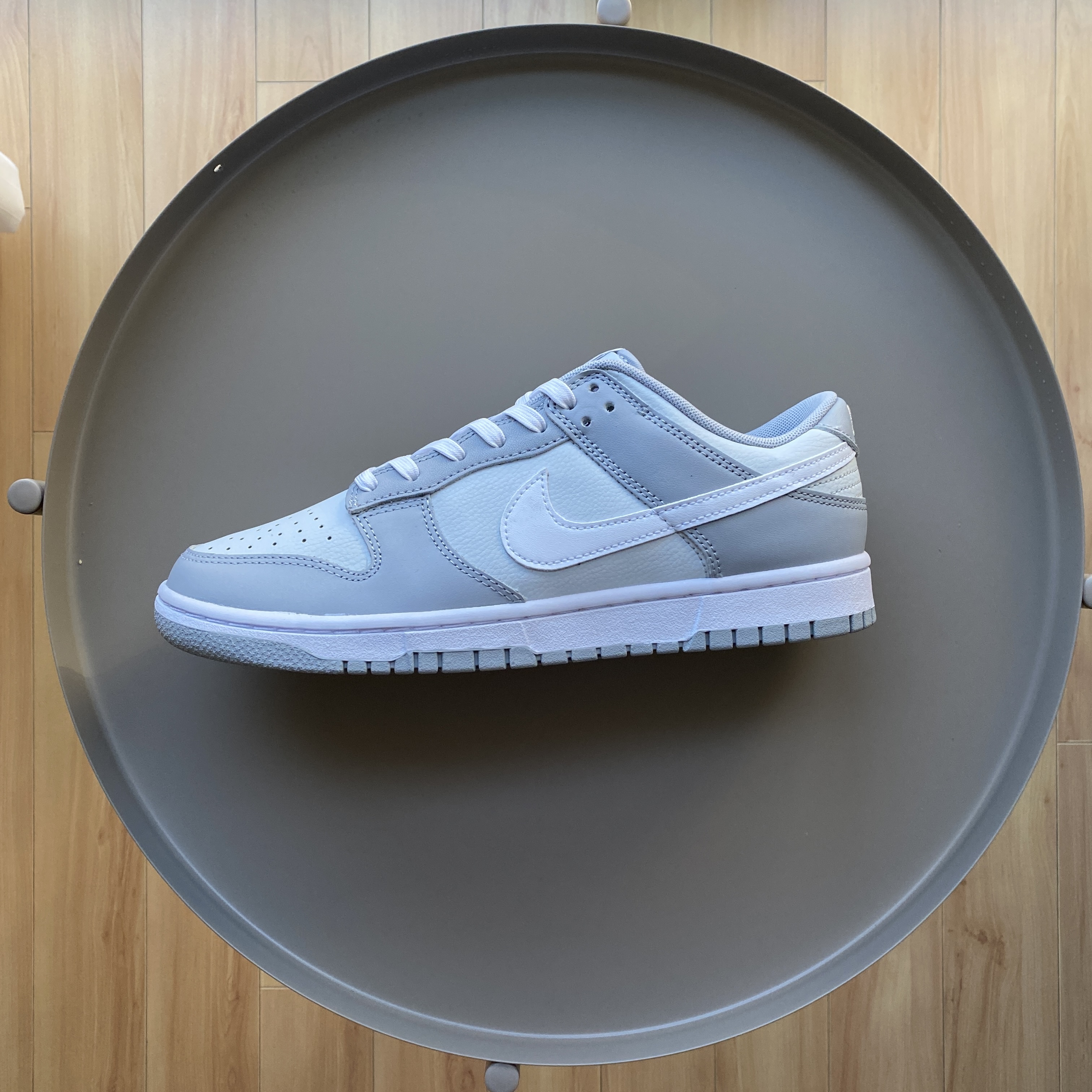Nike Dunk Low Retro Wolf Grey 착용 스타일