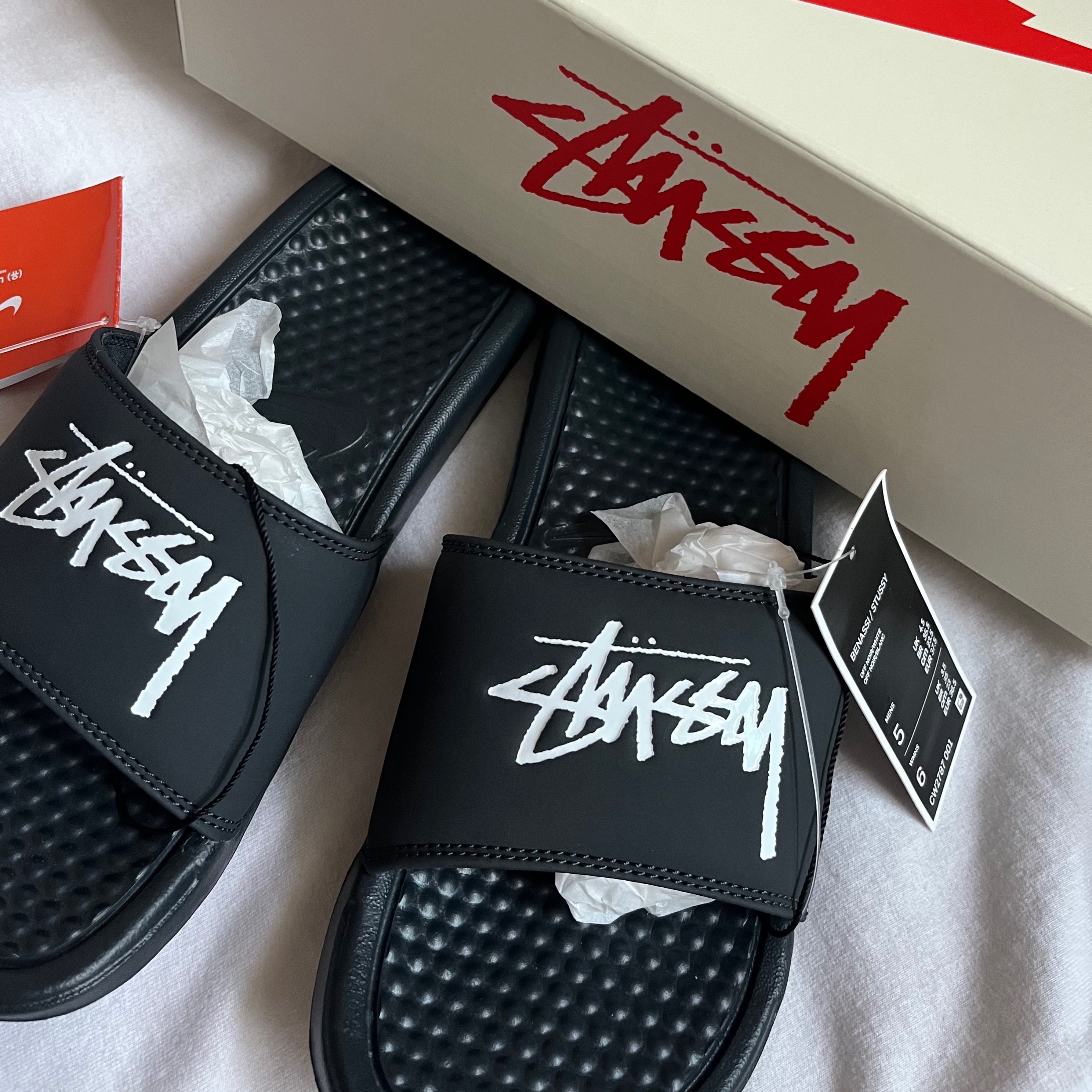 Nike x Stussy Benassi Slide Off Noir 착용 스타일