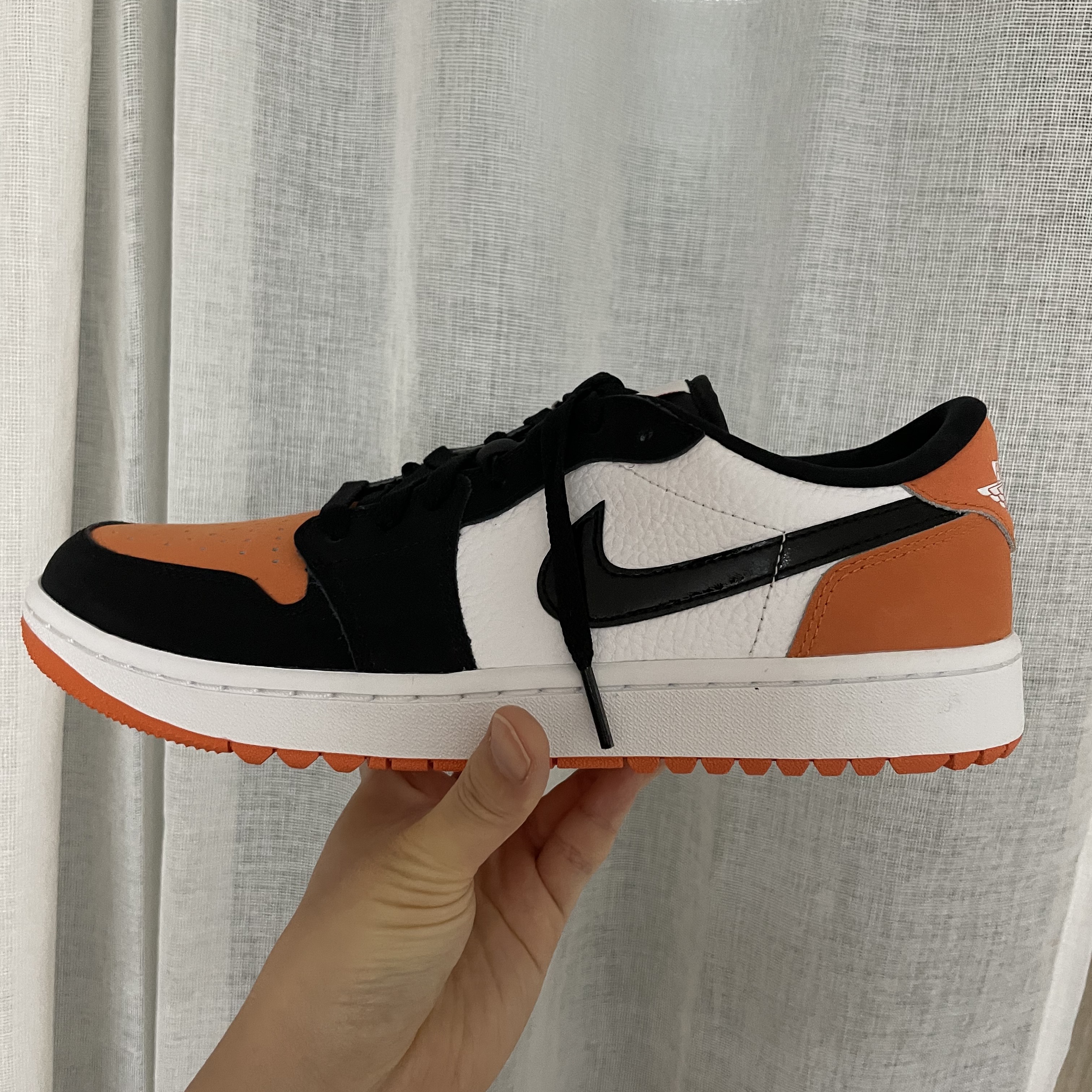 Nike Dunk Low Retro PRM Halloween, Jordan 1 Low Golf Starfish 착용 스타일