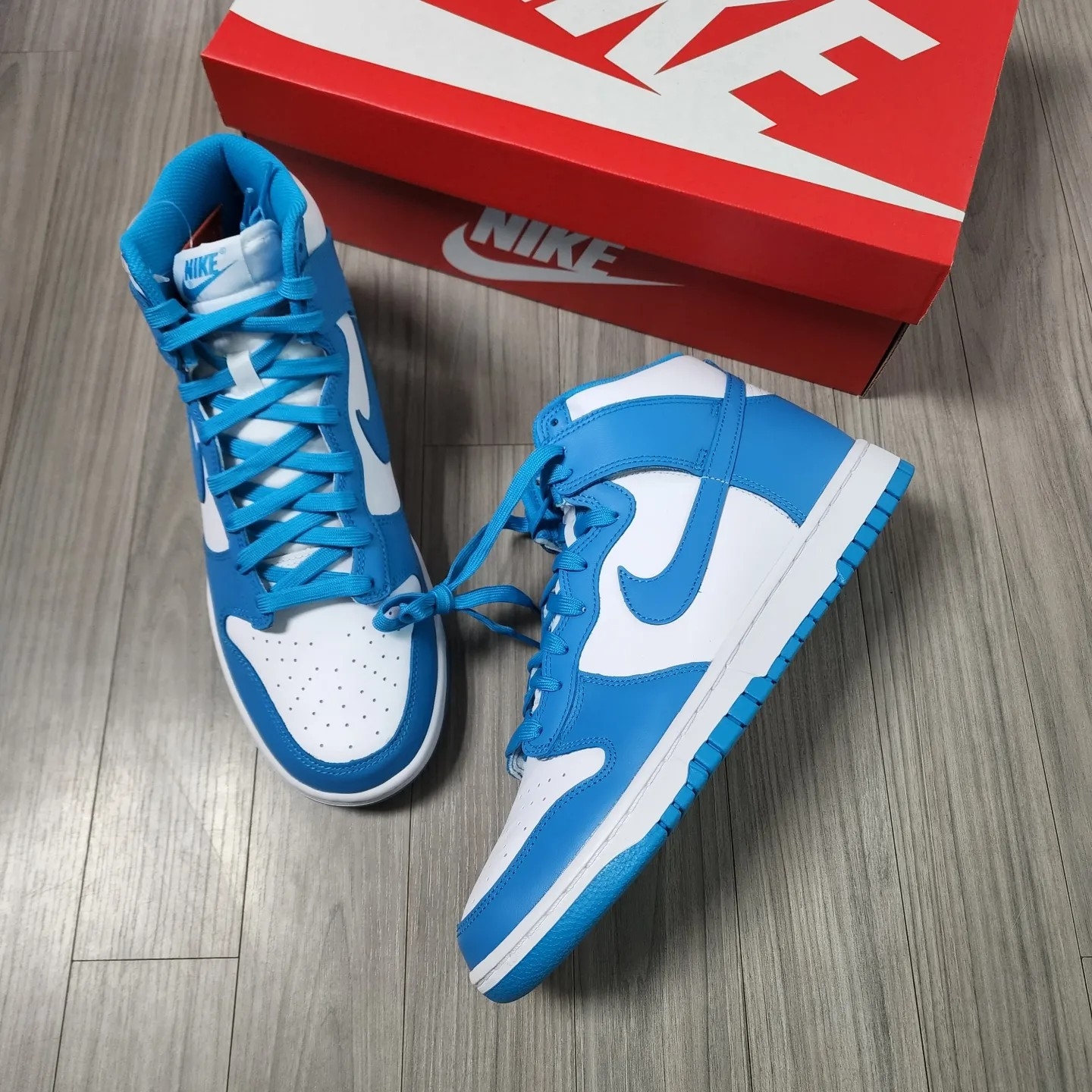 Nike Dunk High Retro Championship Blue 착용 스타일 - 2