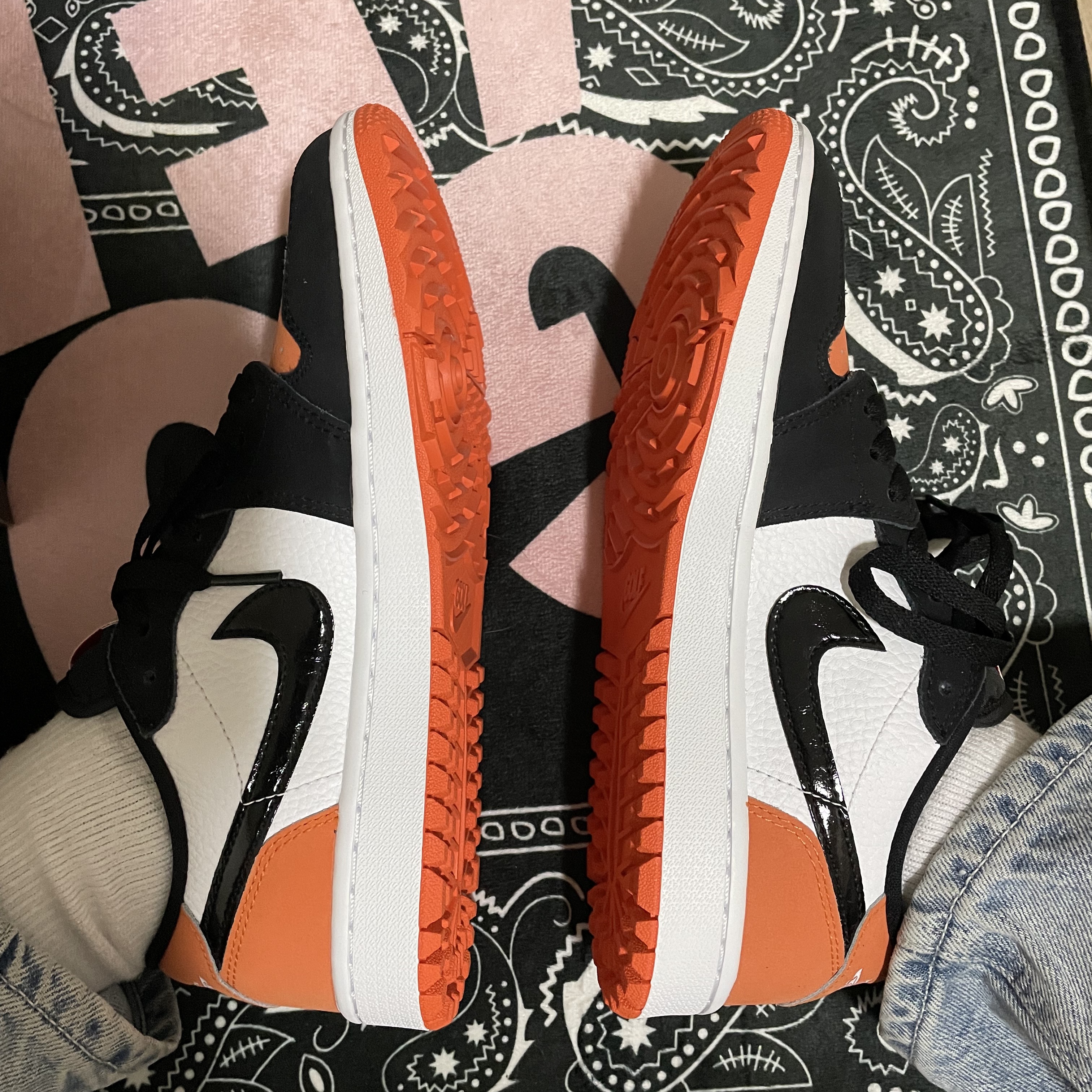 Jordan 1 Low Golf Starfish 착용 스타일 - 2