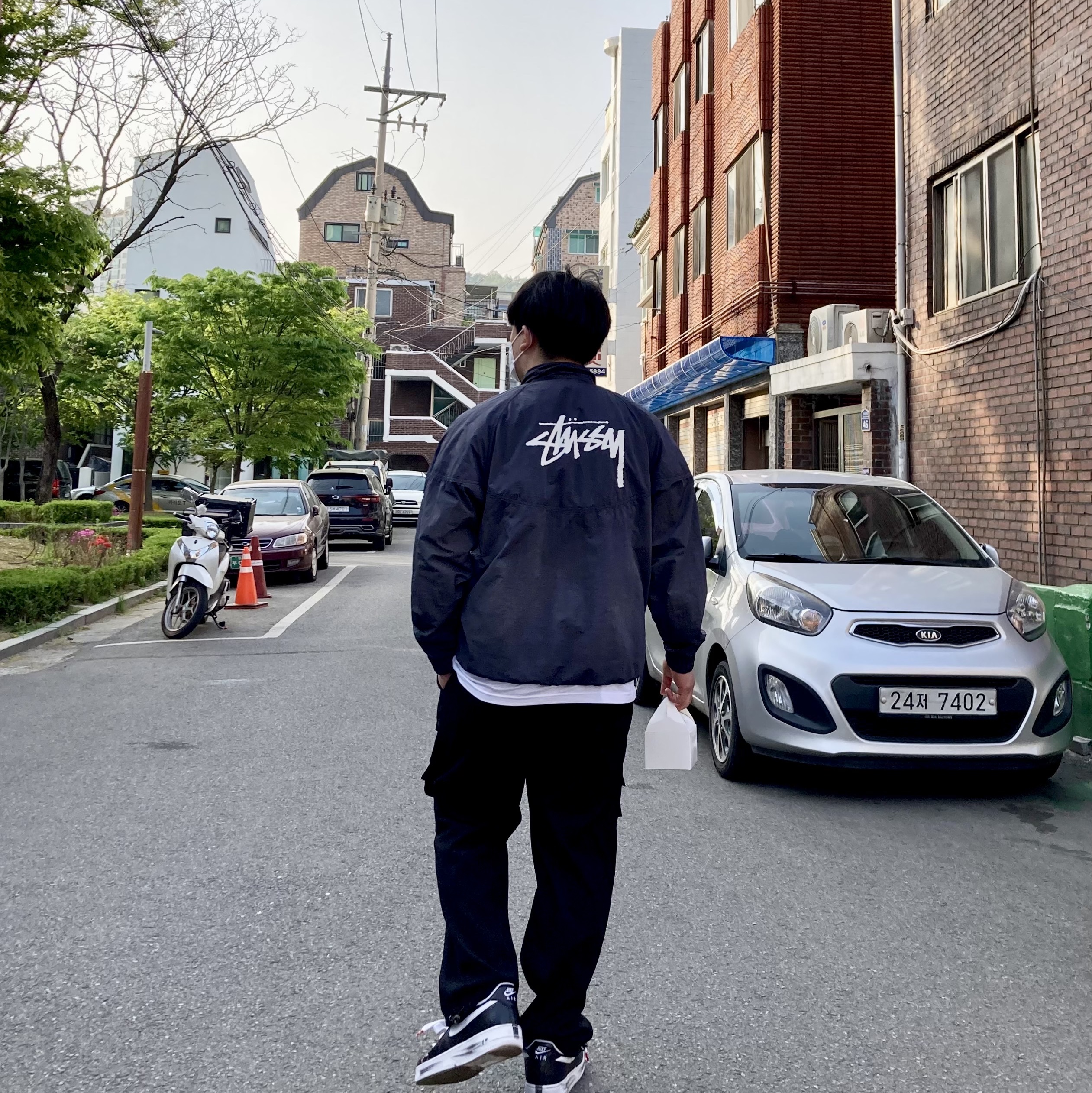 Nike x Peaceminusone Air Force 1 Low Para-Noise, Nike x Stussy Windrunner Jacket Off Noir 착용 스타일