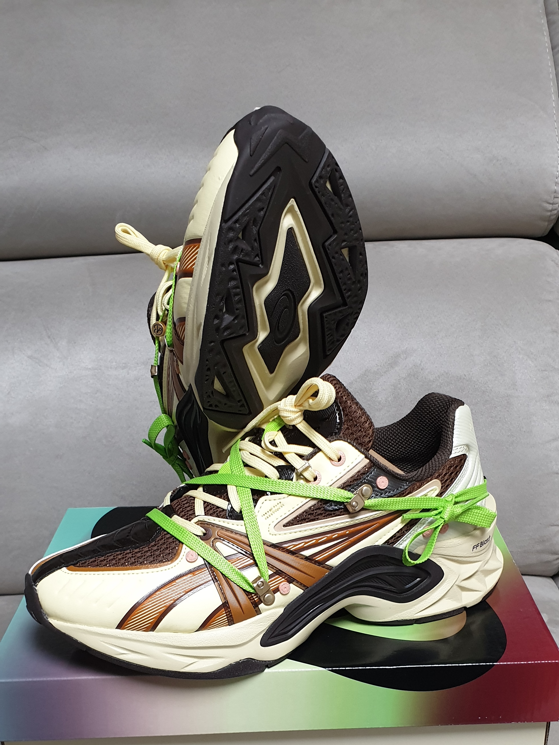 Asics x Andersson Bell HN2-S Protoblast Butter 착용 스타일 - 2