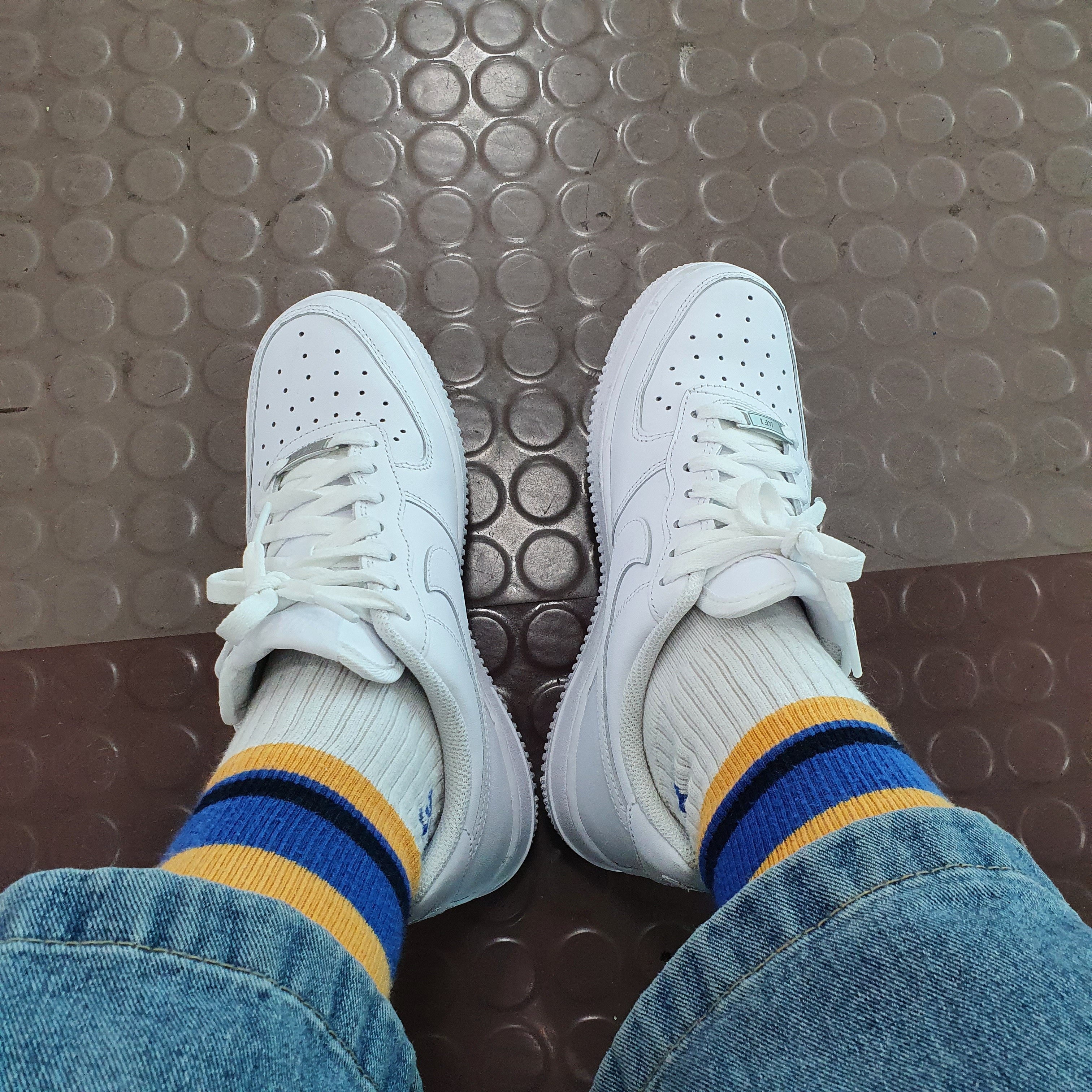 (W) Nike Air Force 1 '07 Low White 착용 스타일 - 1