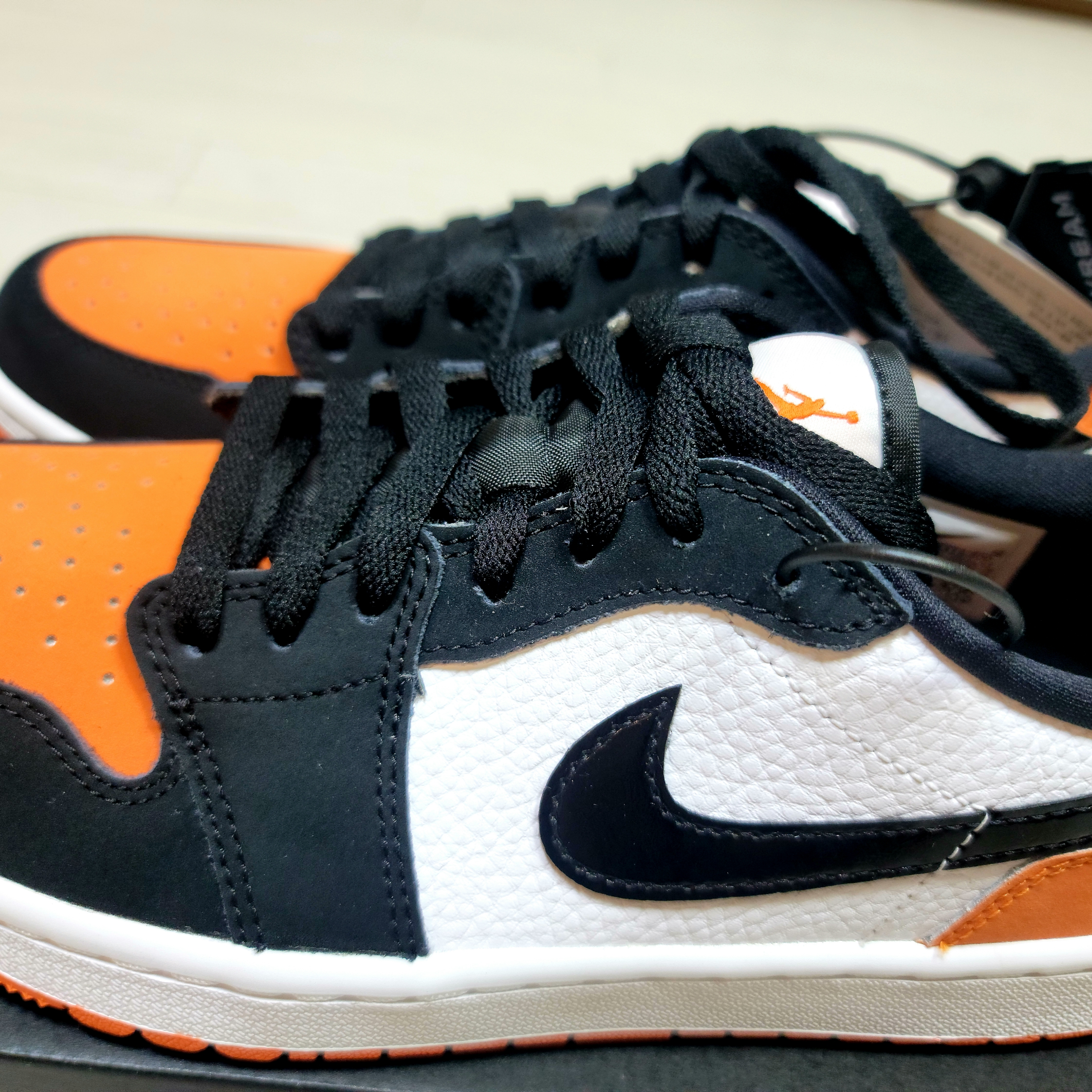 Jordan 1 Low Golf Starfish 착용 스타일 - 4