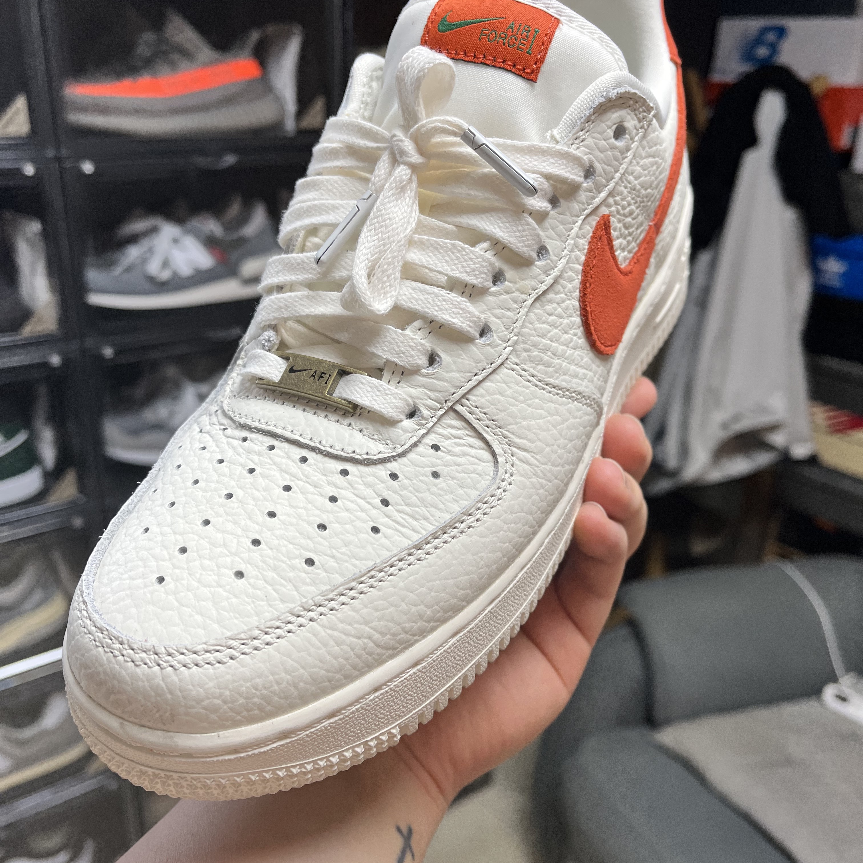 Nike Air Force 1 '07 Craft Mantra Orange 착용 스타일