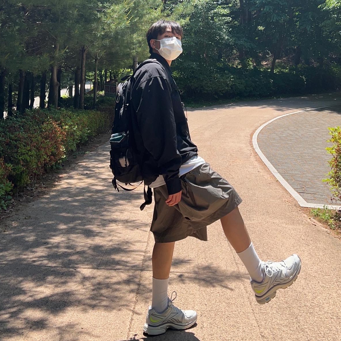 Reebok x Liful Premier Road Plus VI Chalk Grey 착용 스타일 - 1