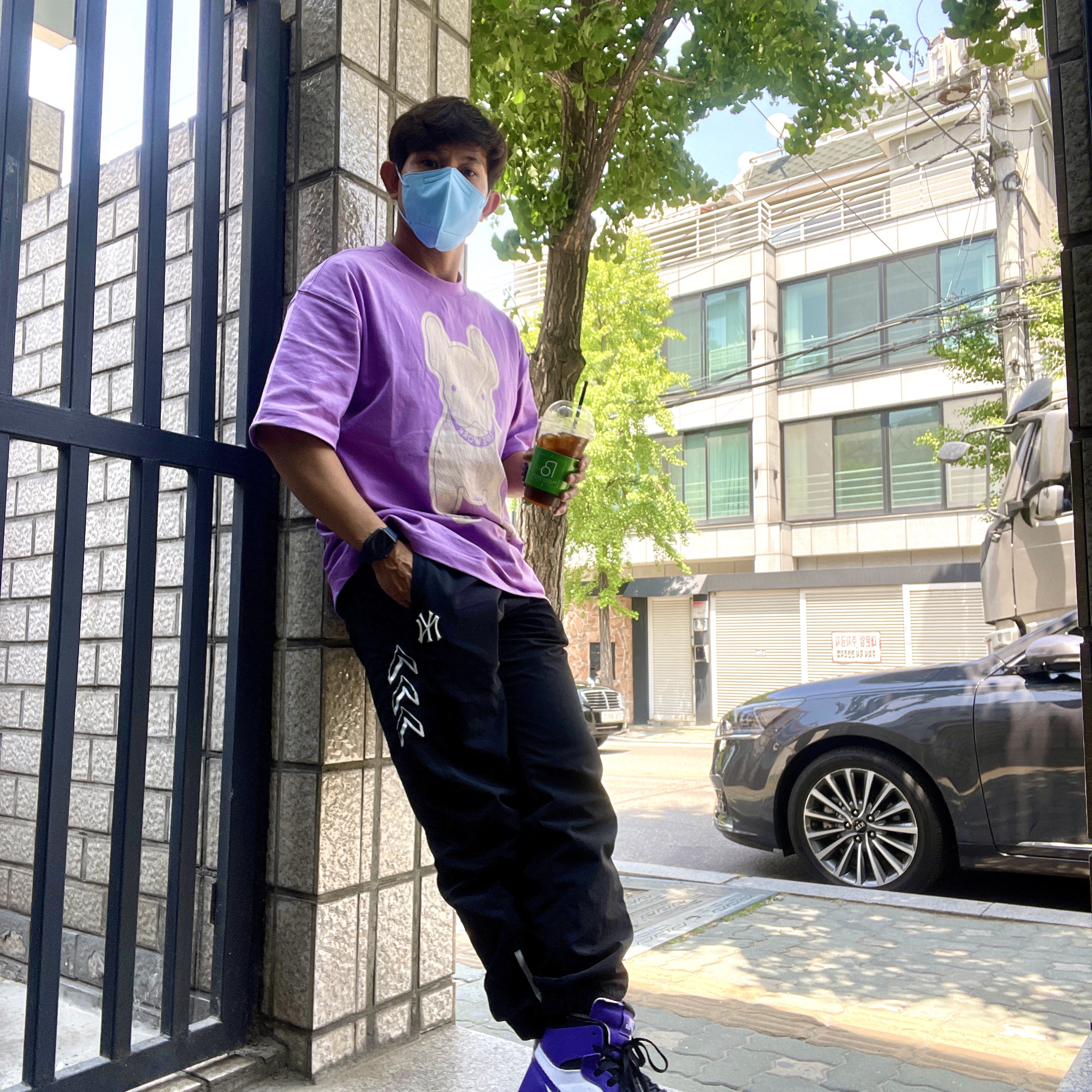 Jordan 1 Zoom Air CMFT Dark Iris 착용 스타일 - 2