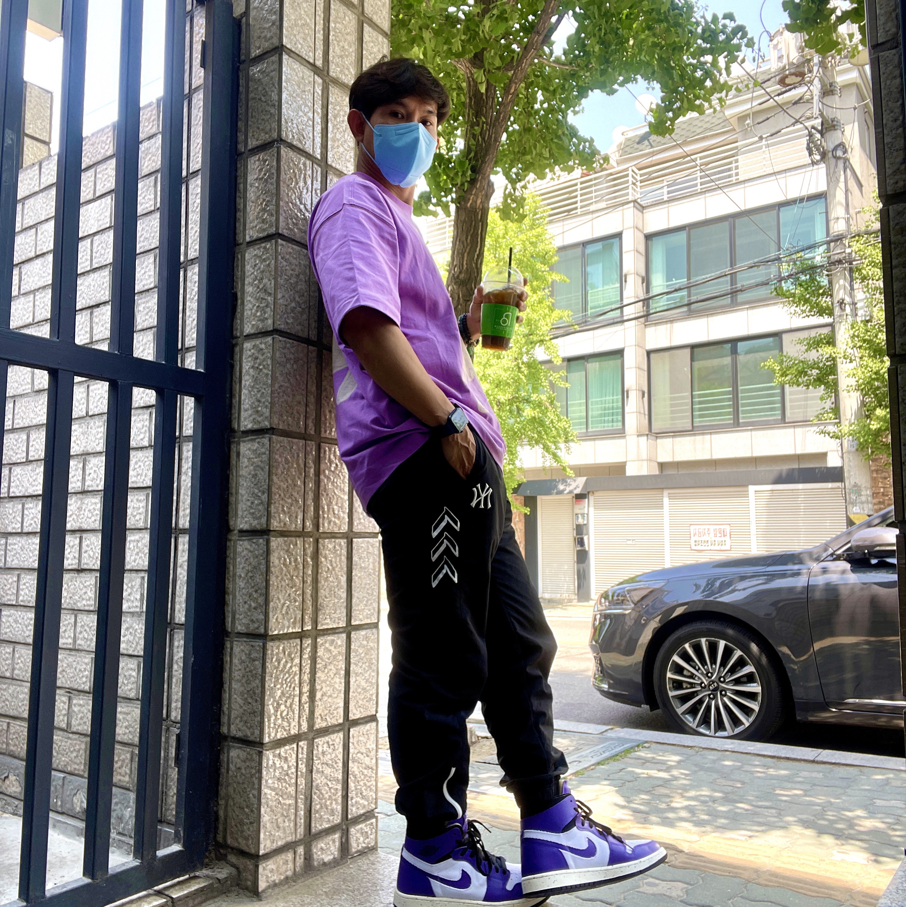 Jordan 1 Zoom Air CMFT Dark Iris 착용 스타일 - 1