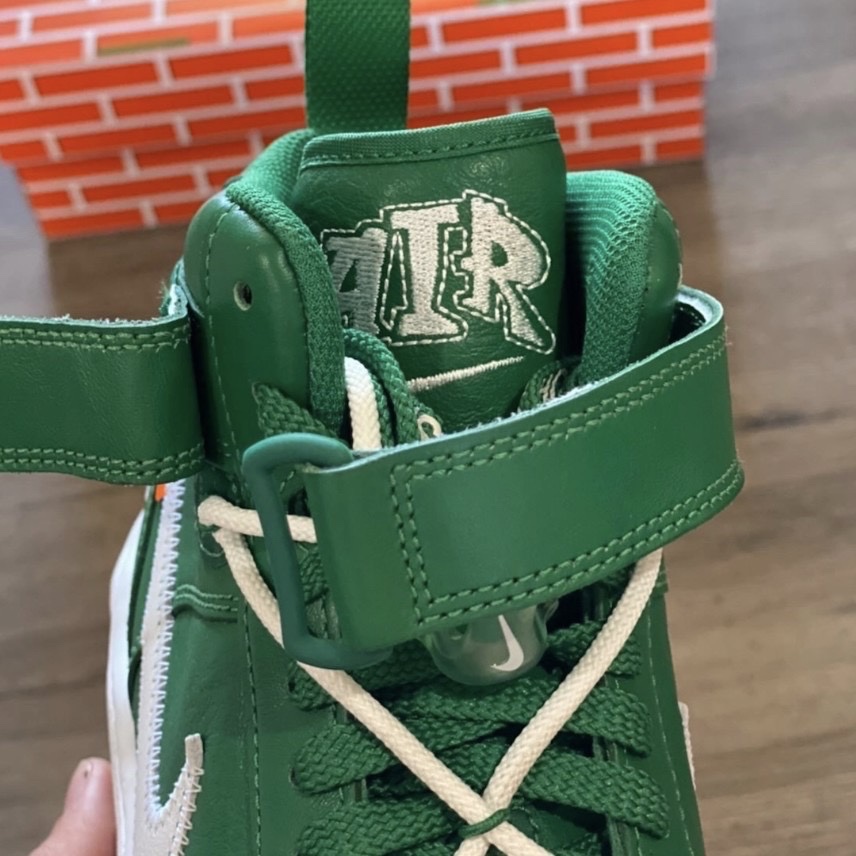 Nike x Off-White Air Force 1 Mid SP Leather Pine Green 착용 스타일 - 5