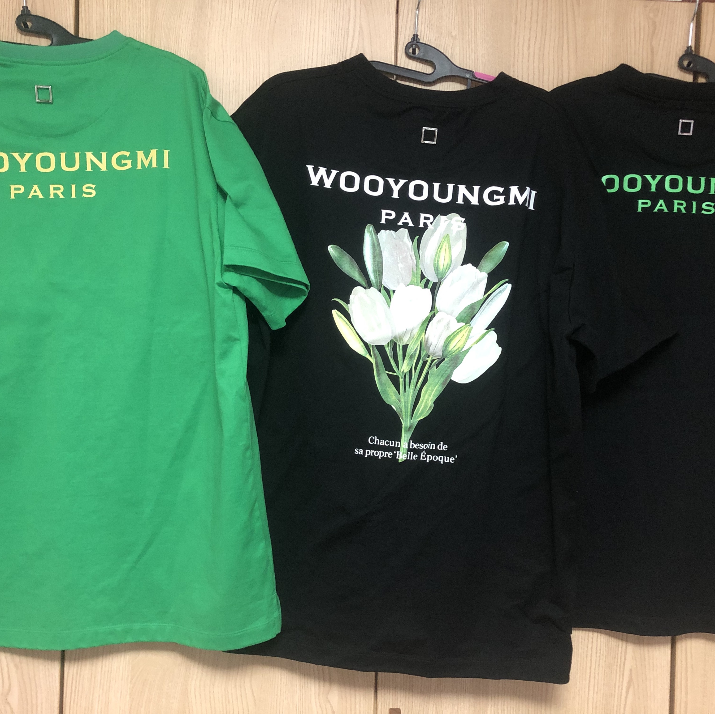 Wooyoungmi Yellow Back Logo T-Shirt Green - 22SS, Wooyoungmi Flower Print Back Logo T-Shirt Black - 22SS 착용 스타일
