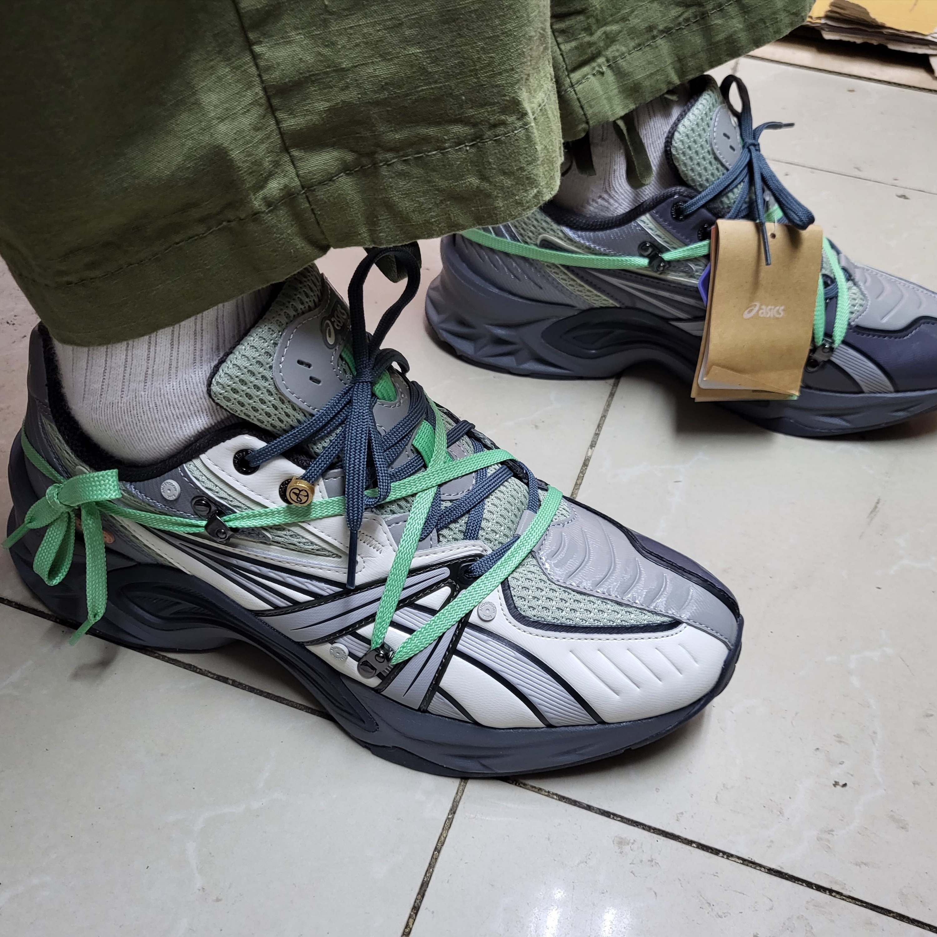 Asics x Andersson Bell HN2-S Protoblast Smoke Grey 착용 스타일 - 1