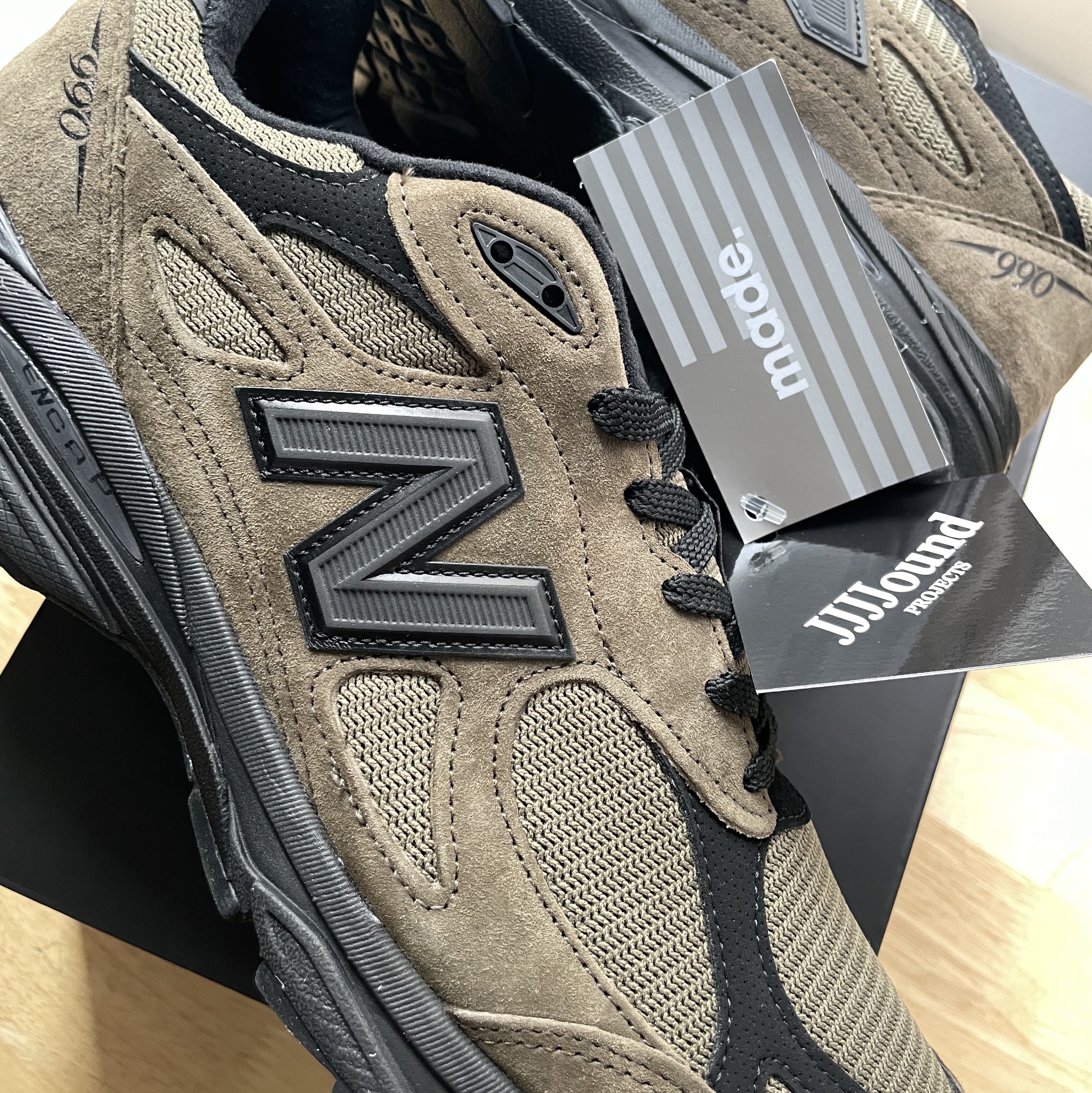 New Balance x JJJJound 990v3 Brown Black 착용 스타일