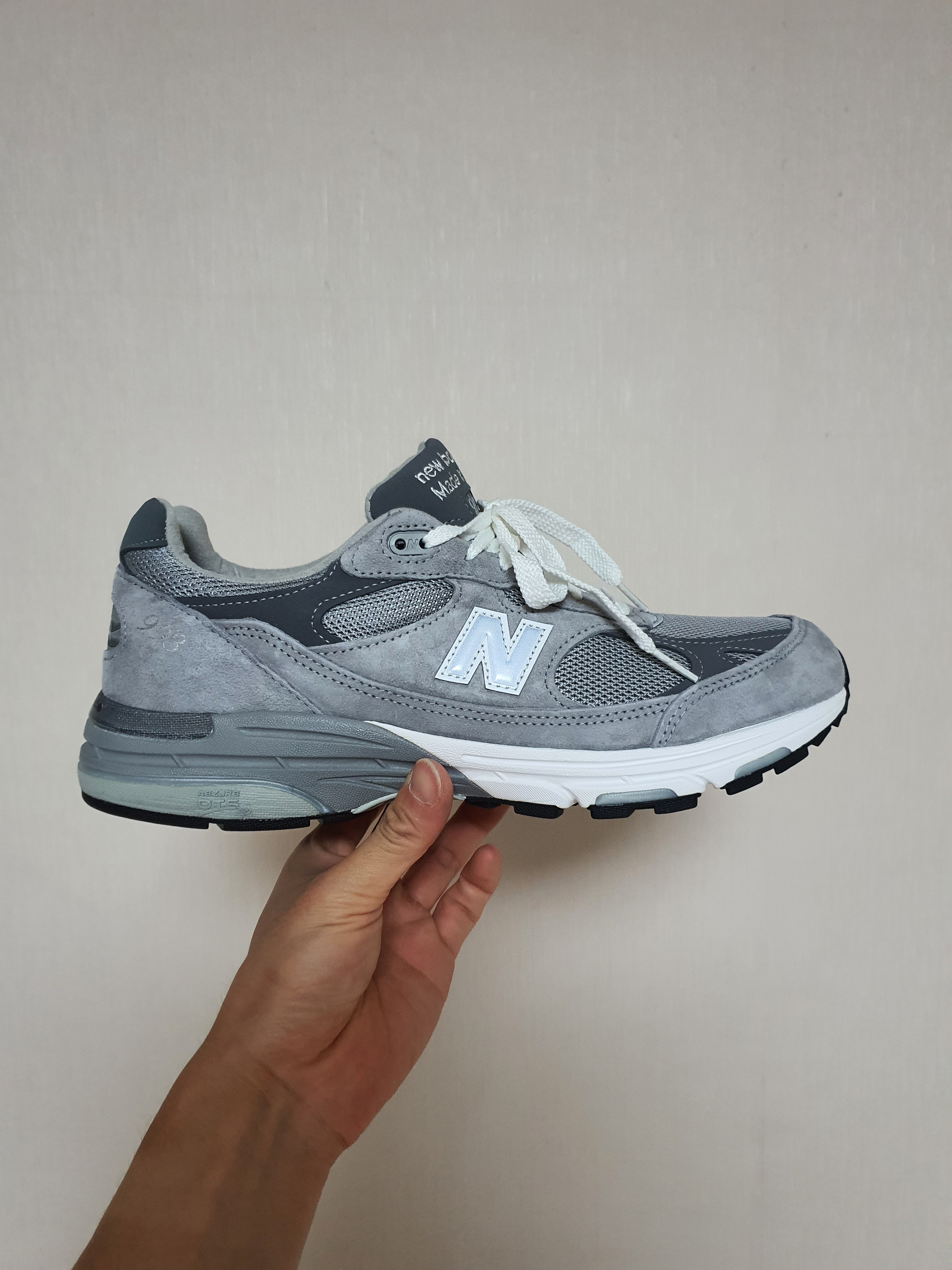 New Balance 993 Made in USA Grey - D Standard 착용 스타일 - 1